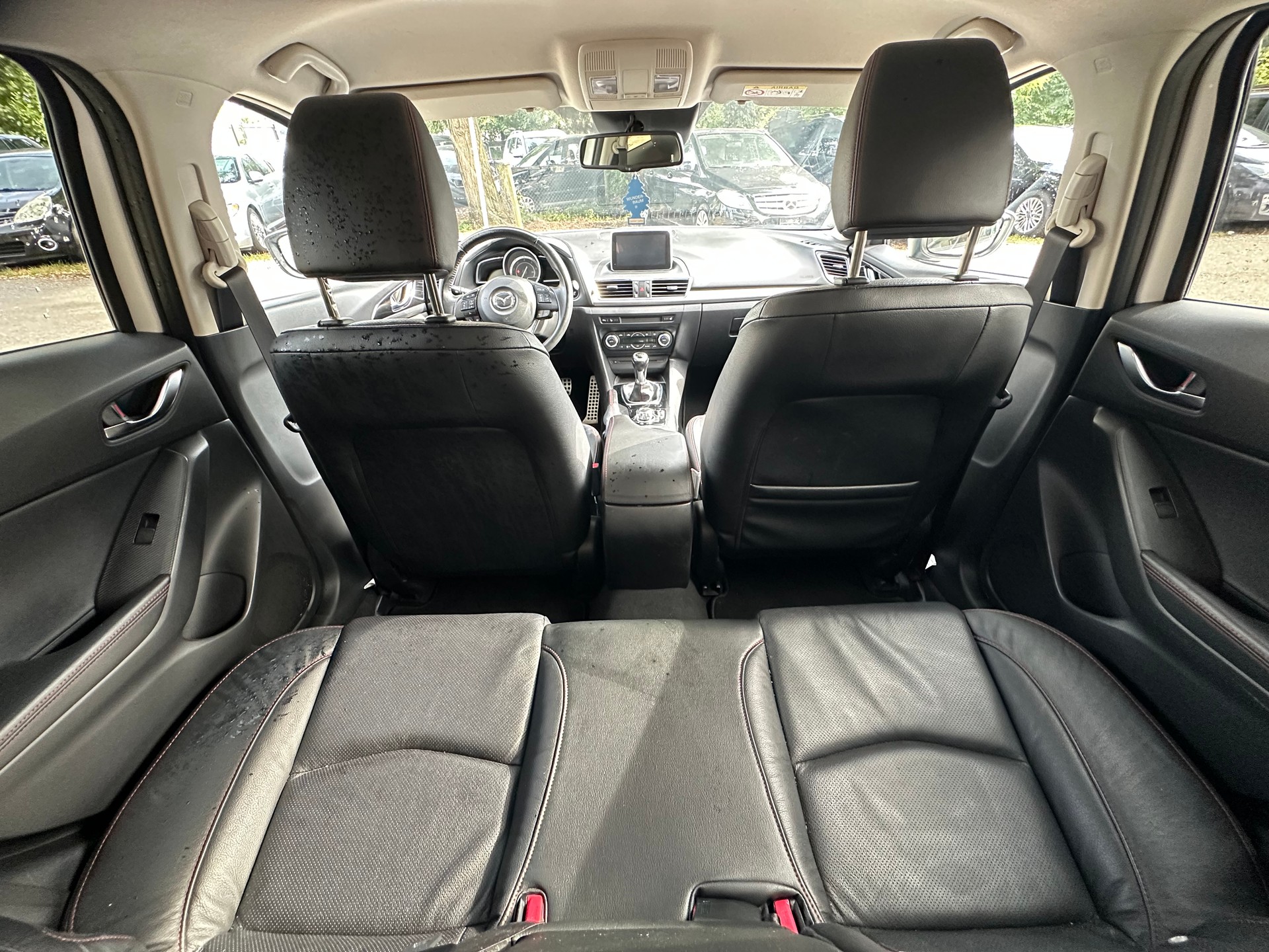 MAZDA 3 2.2 16V CD Revolution-image-6