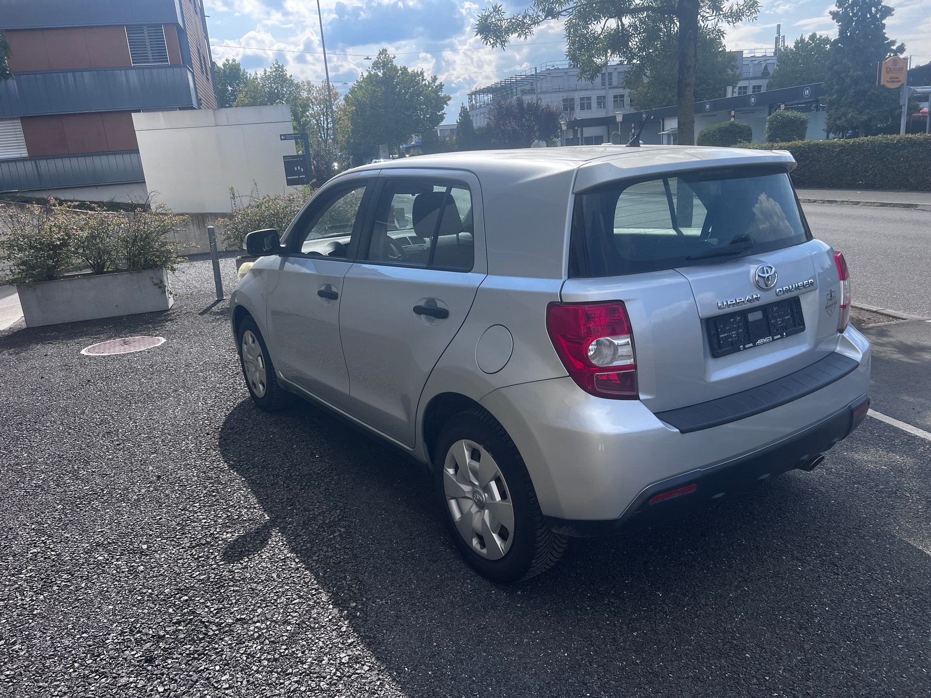 TOYOTA UrbanCruiser 1.4 D-4D Linea Sol 4WD-image-4
