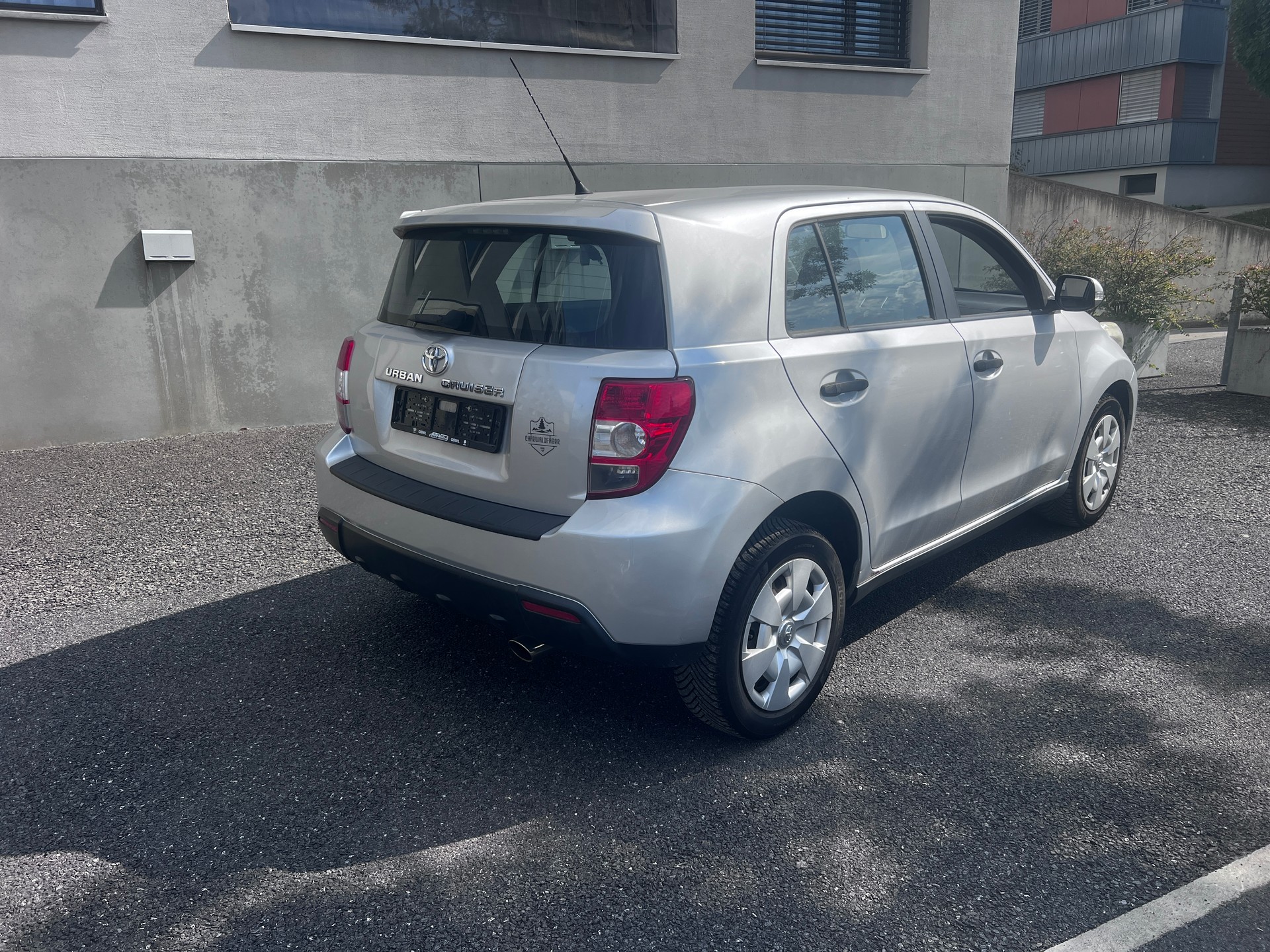 TOYOTA UrbanCruiser 1.4 D-4D Linea Sol 4WD-image-3