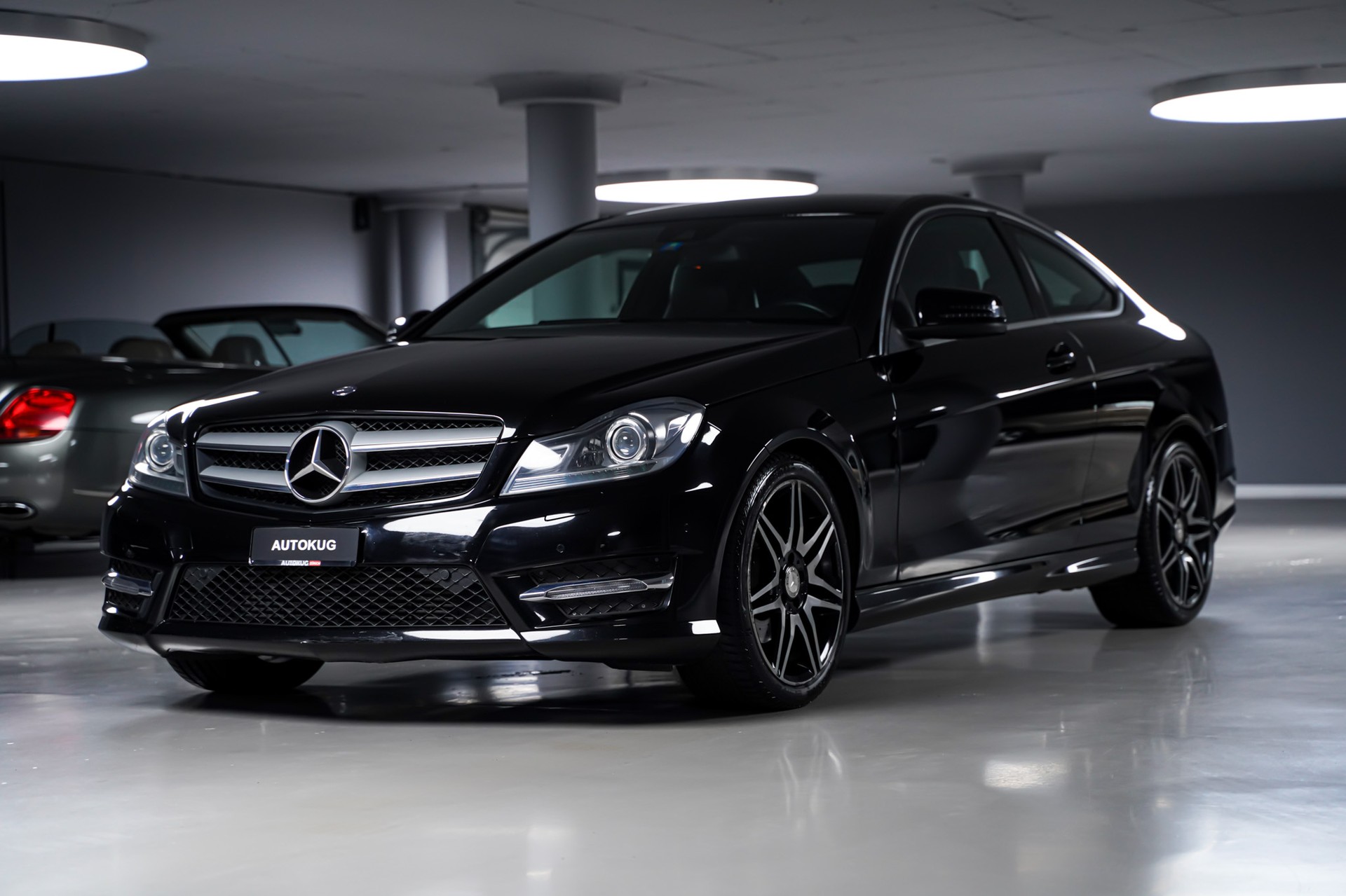 MERCEDES-BENZ C 180 Coupé AMG Line 7G-Tronic