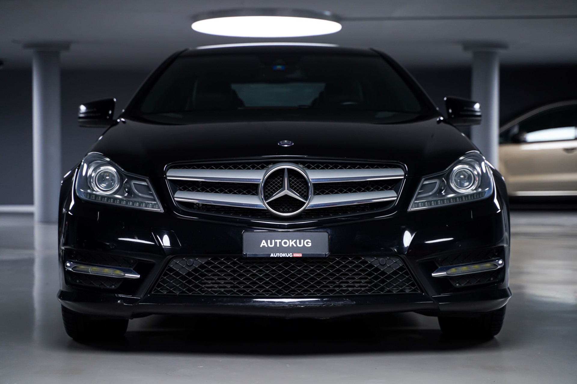 MERCEDES-BENZ C 180 Coupé AMG Line 7G-Tronic-showroom-element-1