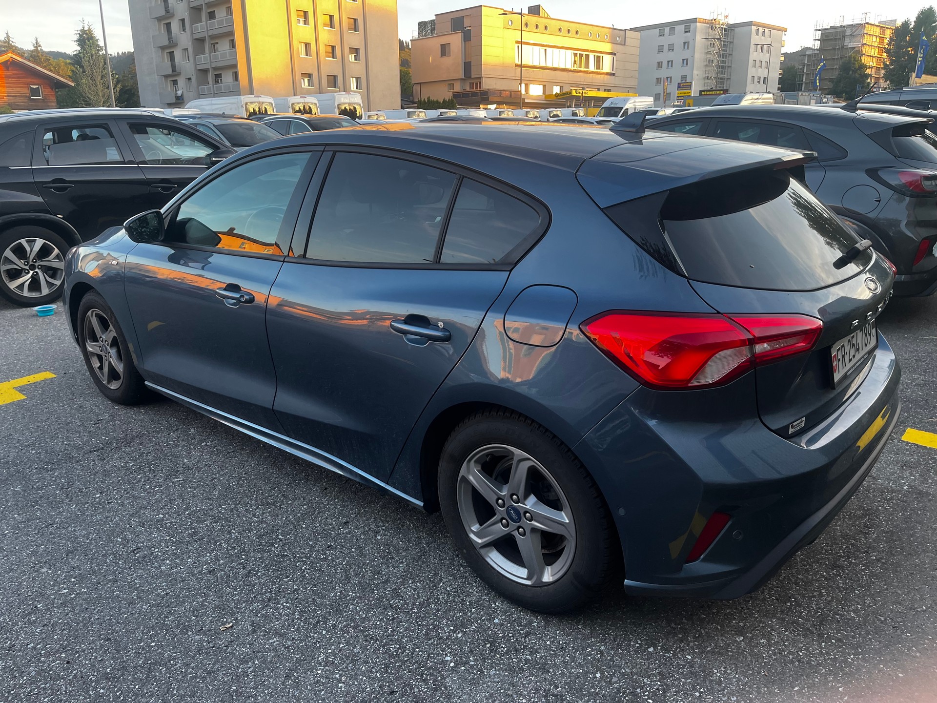 FORD 1.0i EcoB Hybrid 155 ST-Line-image-1