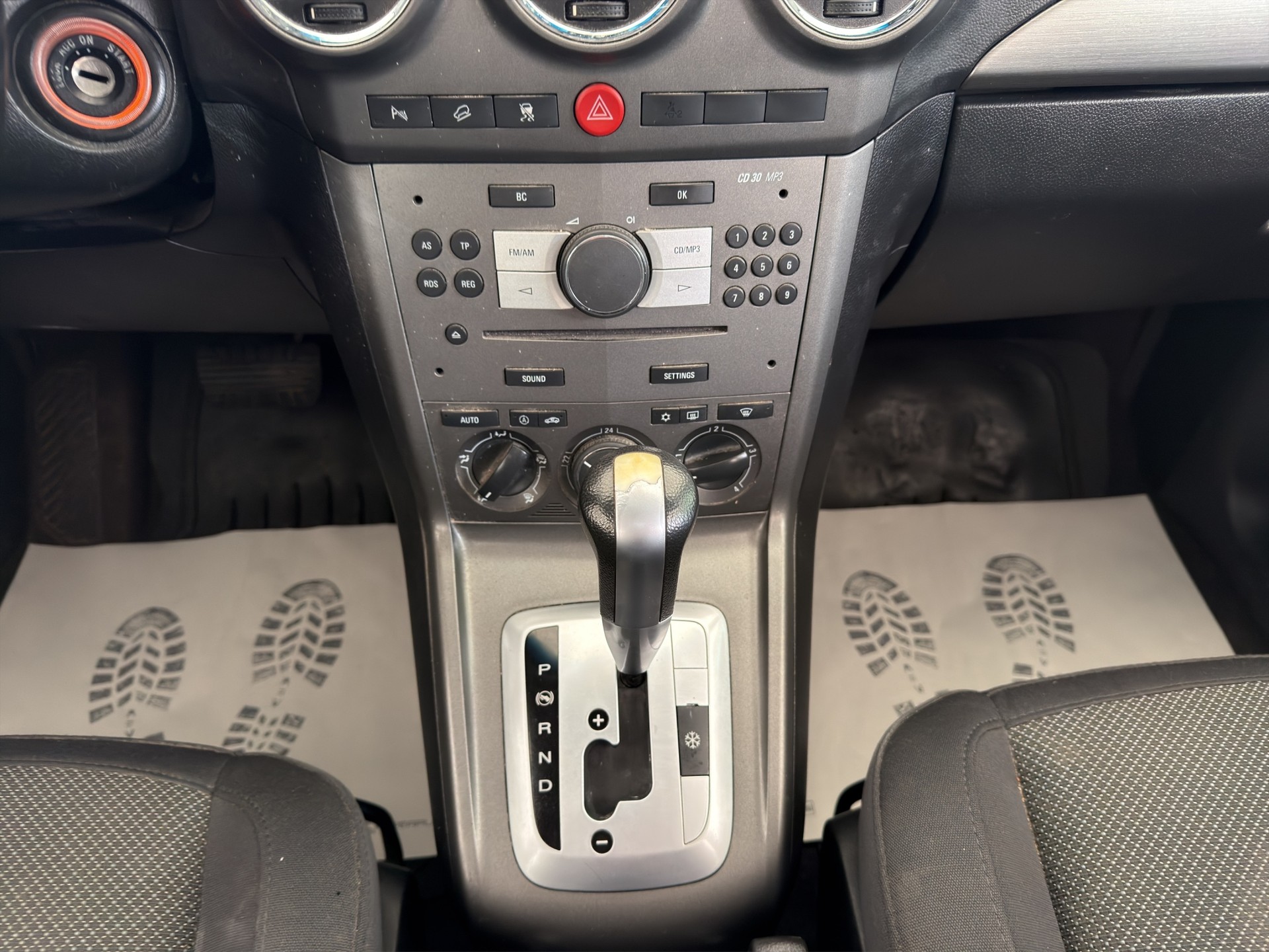 OPEL Antara 2.0 CDTi Enjoy 4WD Automatic-image-10