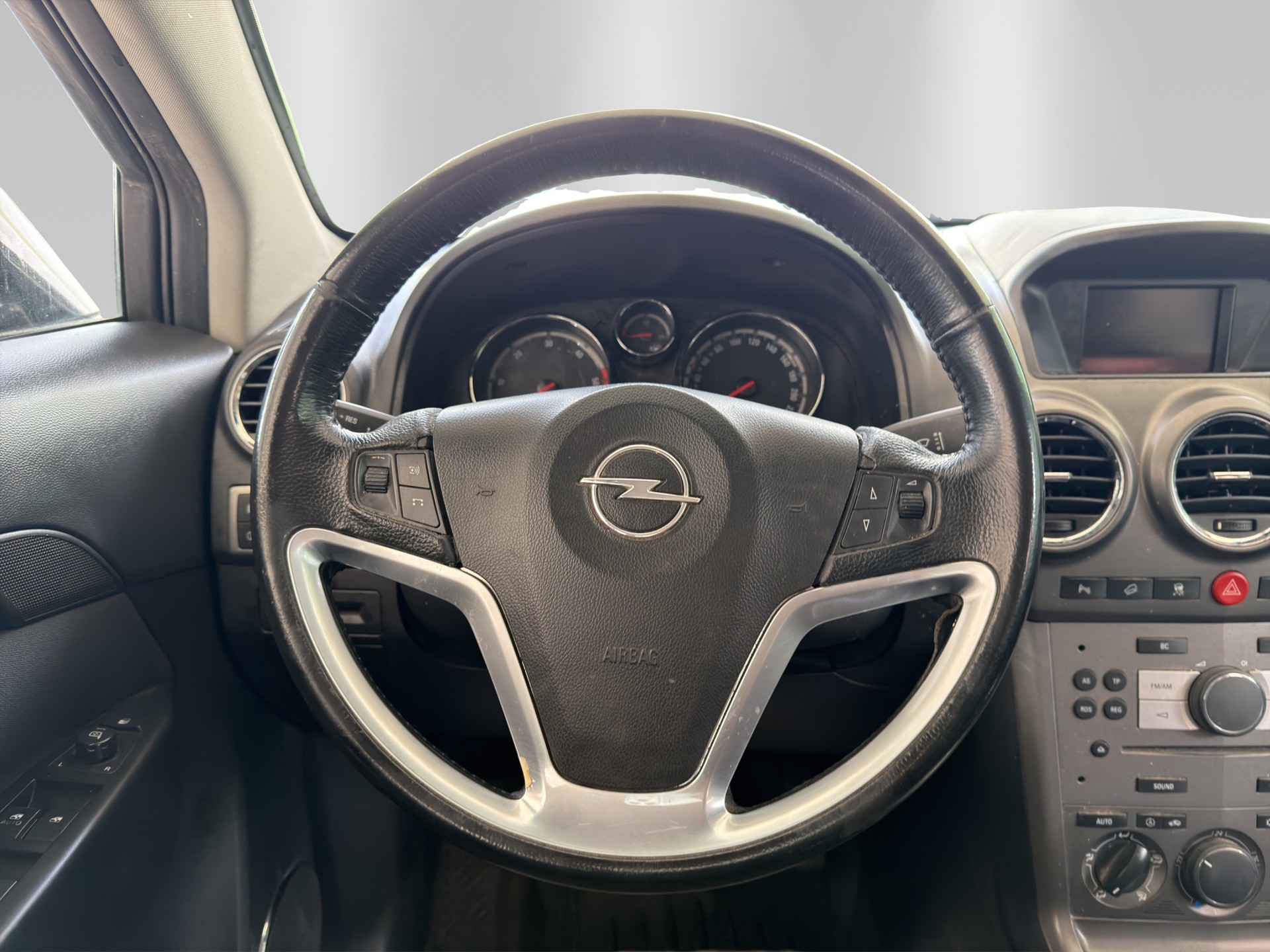 OPEL Antara 2.0 CDTi Enjoy 4WD Automatic-image-9