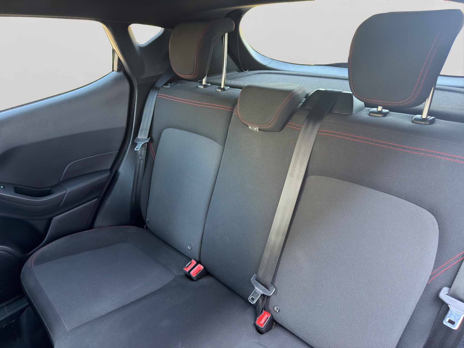 FORD Fiesta 1.0 SCTi MHEV ST Line X Automat-image-3