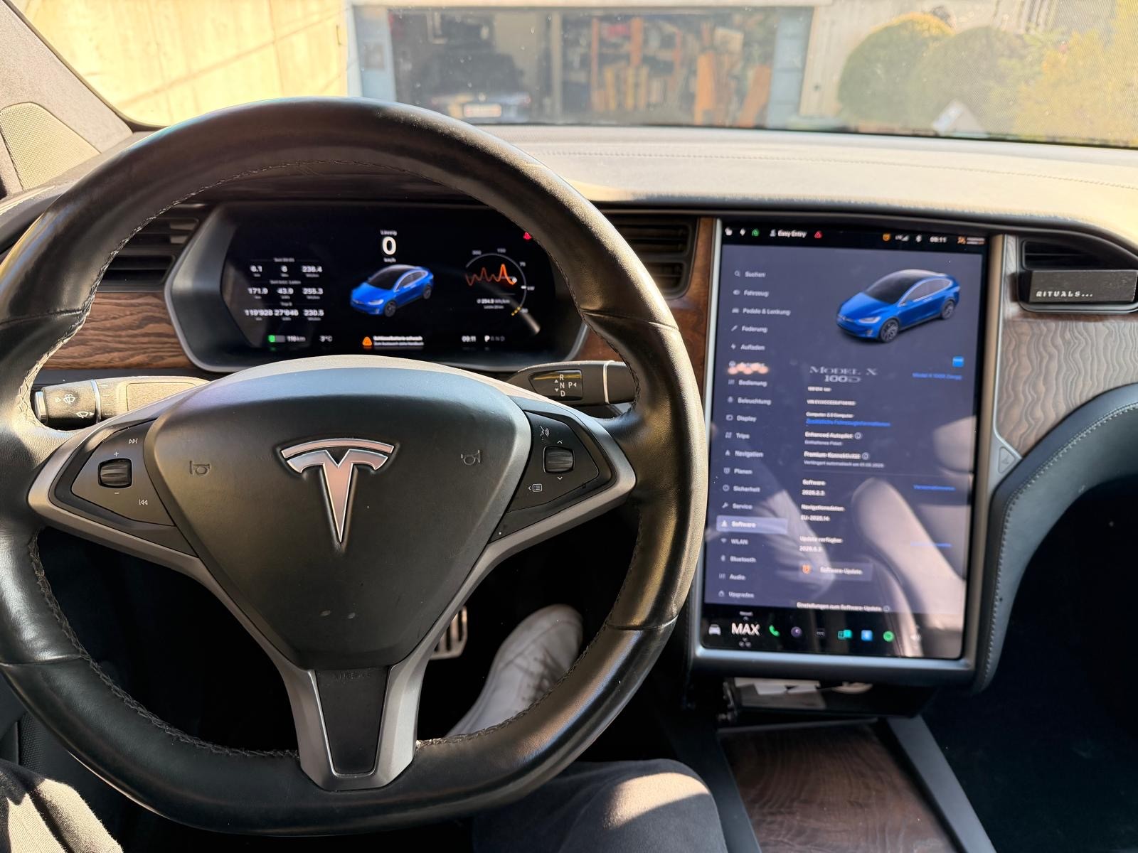 TESLA 100 D Free Supercharge-image-3