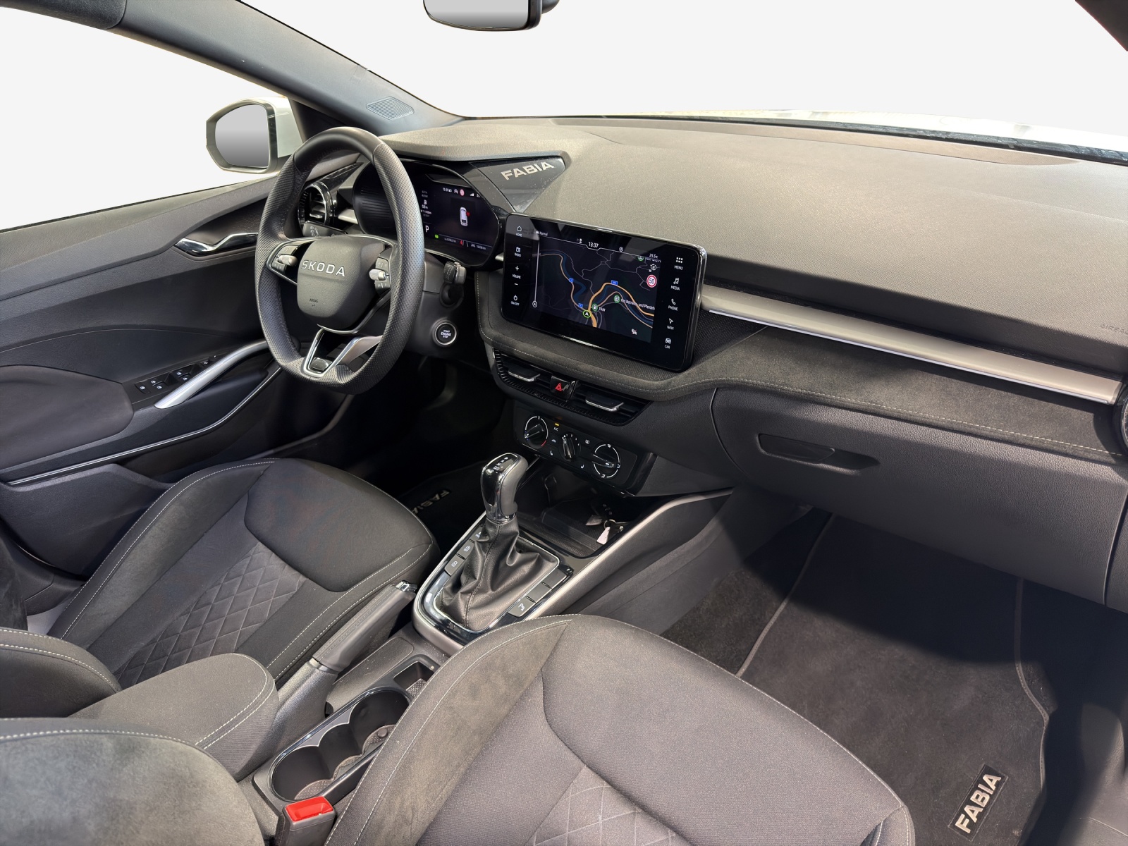 SKODA Fabia 1.0 TSI Selection DSG-image-15