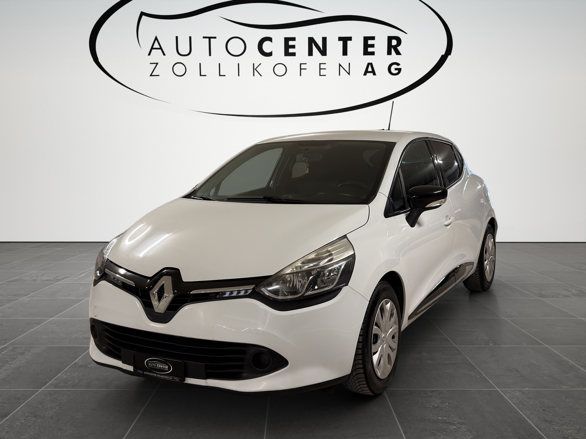 RENAULT Clio 0.9 12V Swiss Edition