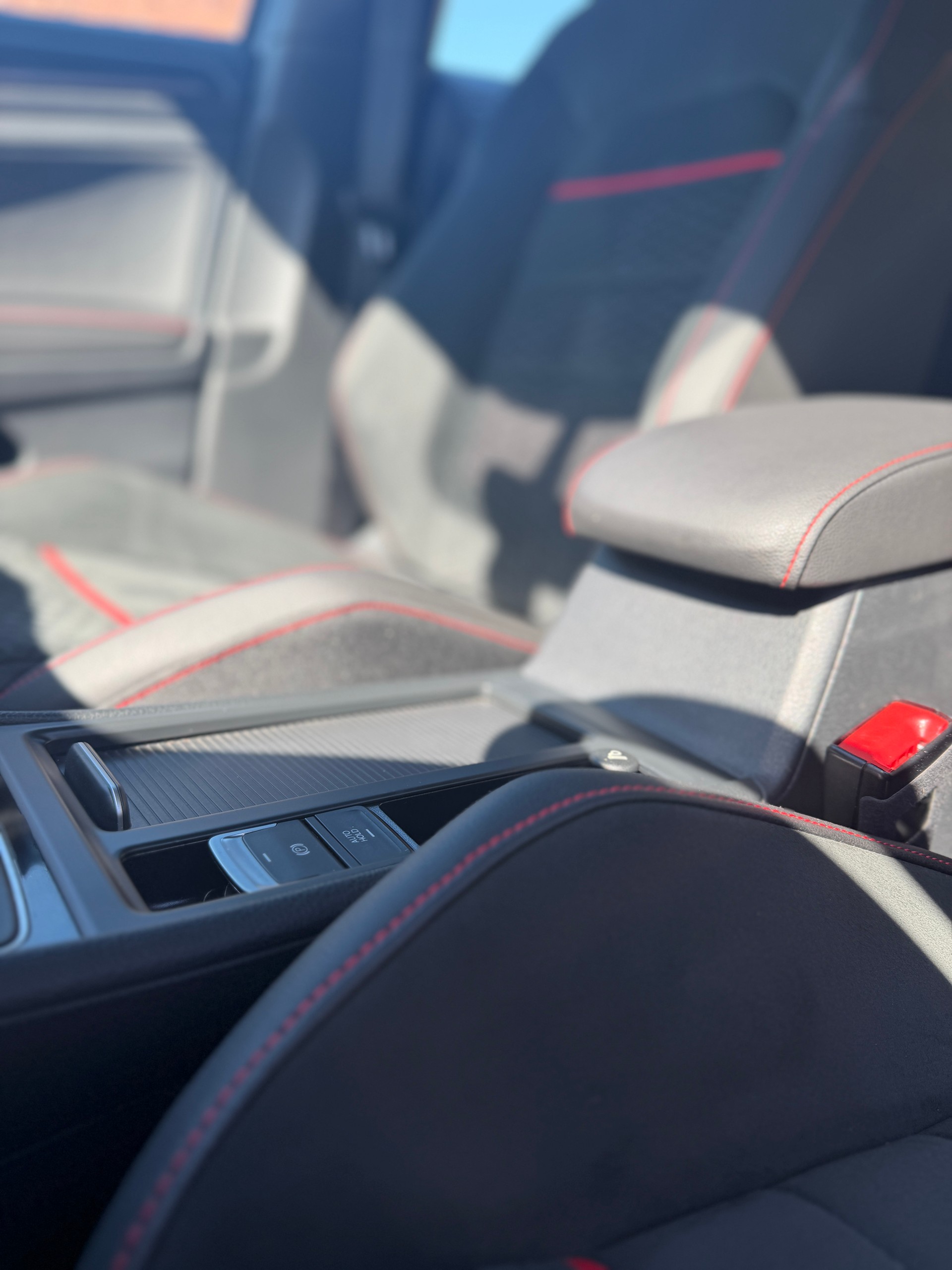 VW Golf 2.0 TSI GTI Performance DSG-image-14