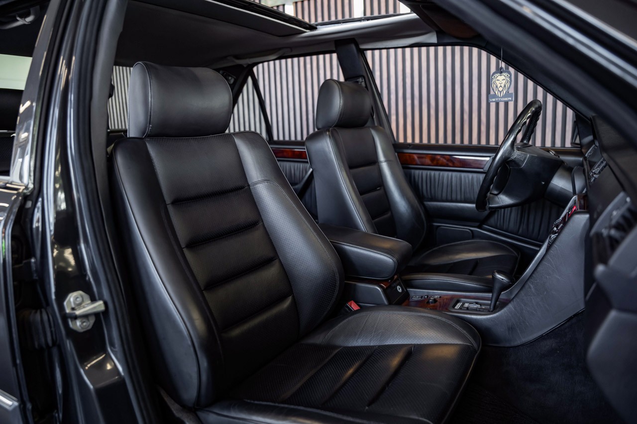 MERCEDES-BENZ E 500 Automatic-image-13