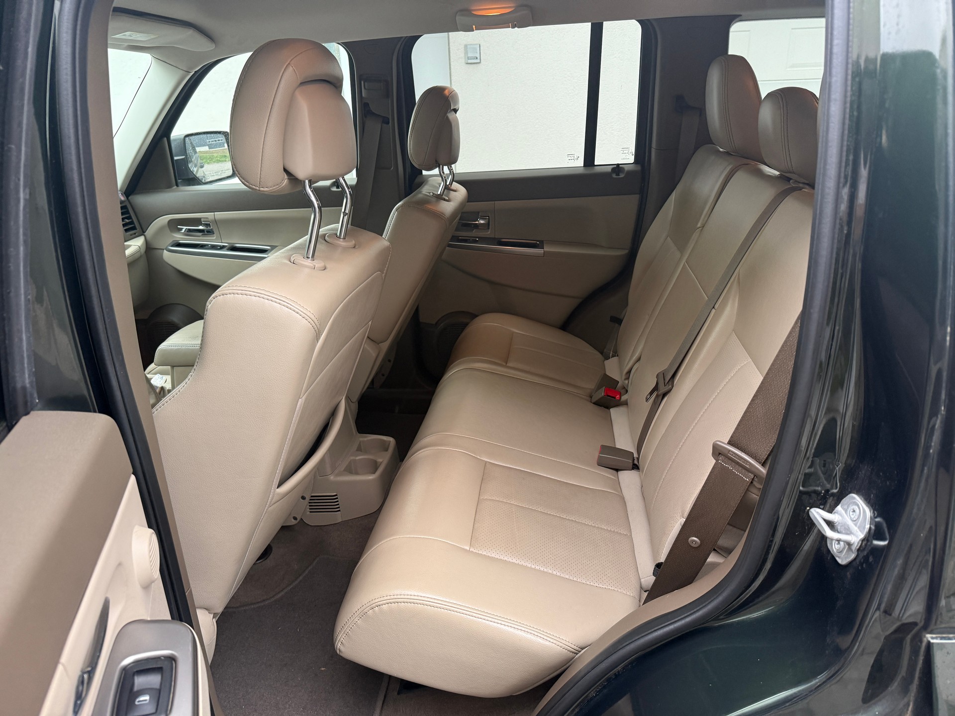 JEEP Cherokee 2.8 CRD Limited Automatic-image-12