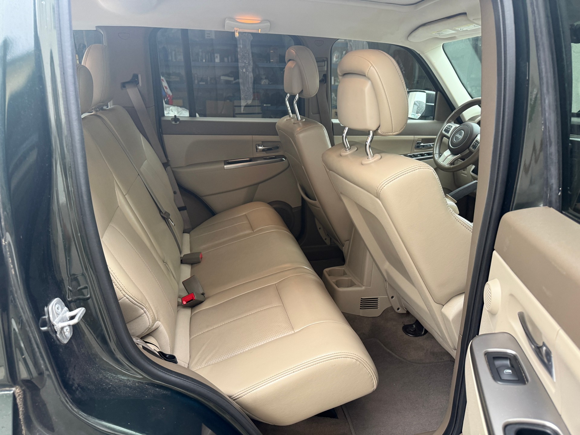 JEEP Cherokee 2.8 CRD Limited Automatic-image-7