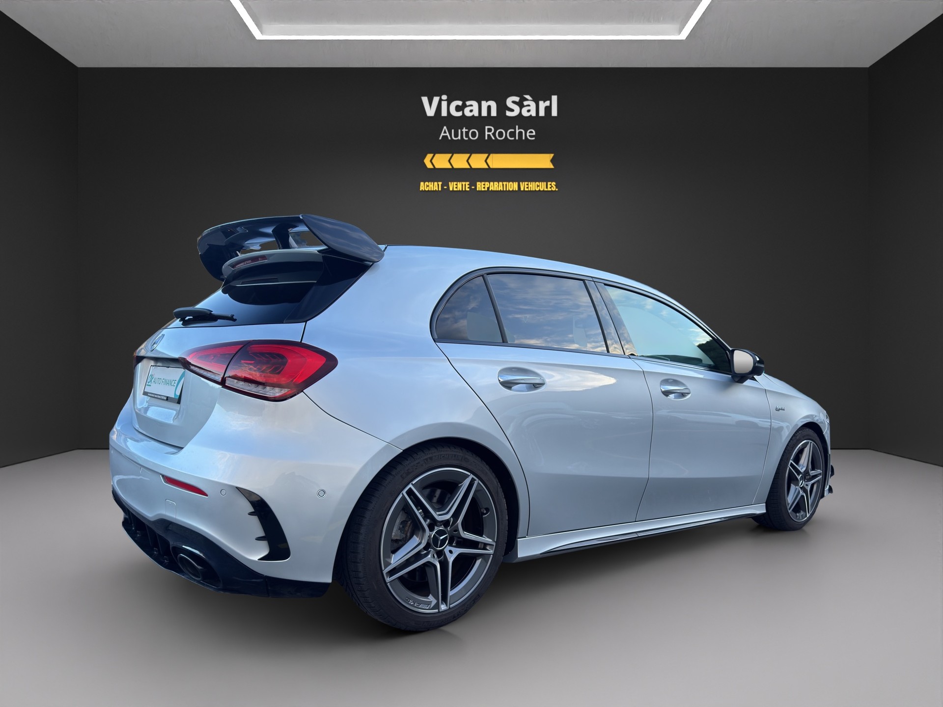 MERCEDES-BENZ A 35 AMG 4Matic Edition 1 Speedshift-image-6