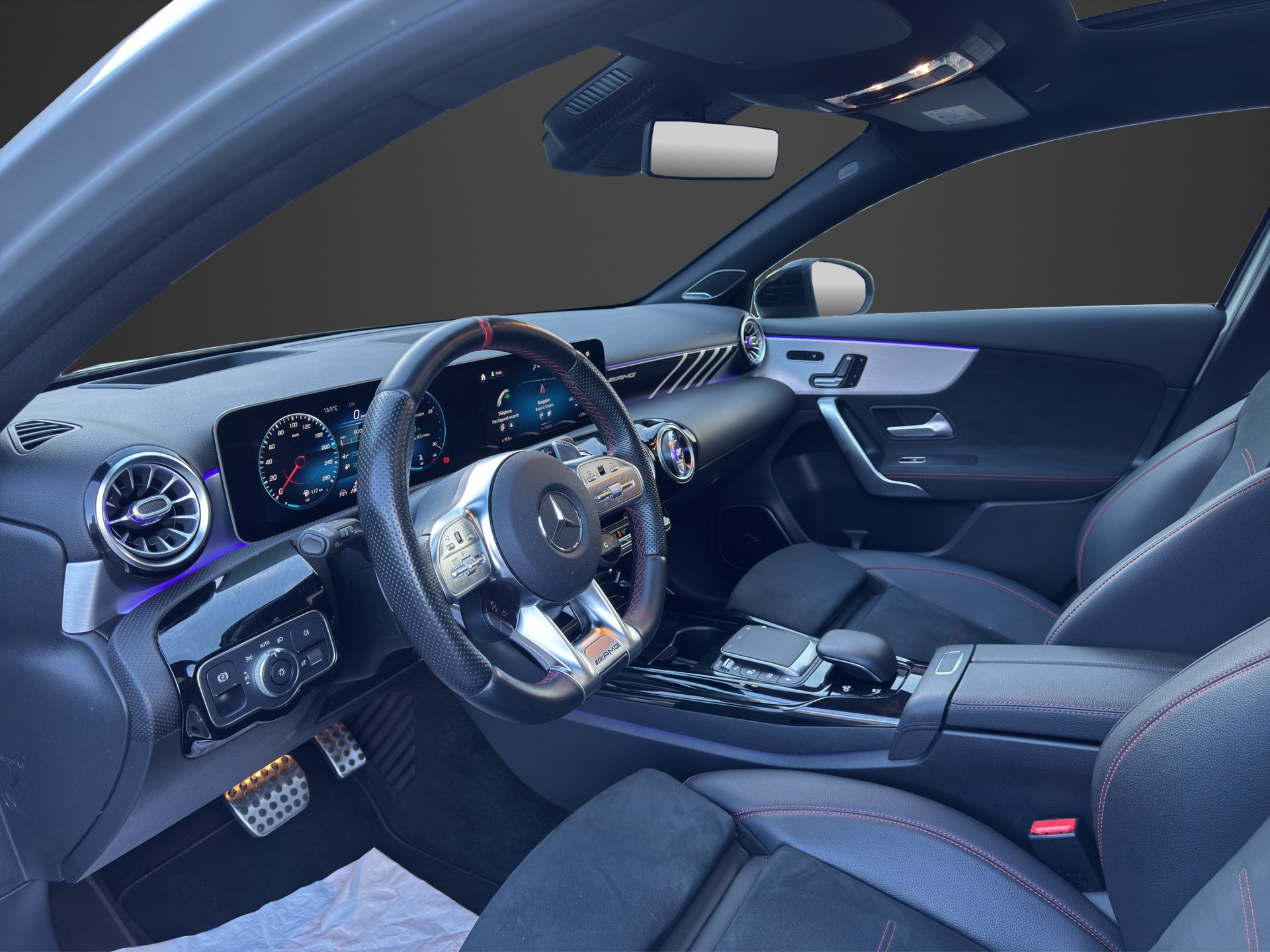 MERCEDES-BENZ A 35 AMG 4Matic Edition 1 Speedshift-image-11
