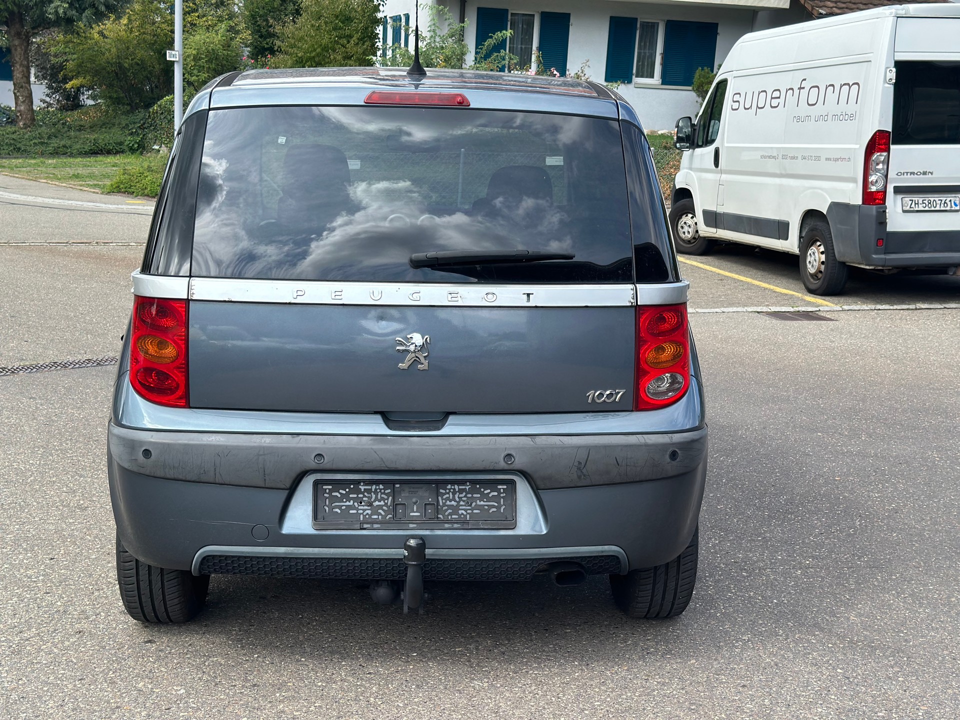 PEUGEOT 1007 1.4 HDI Trendy-image-6