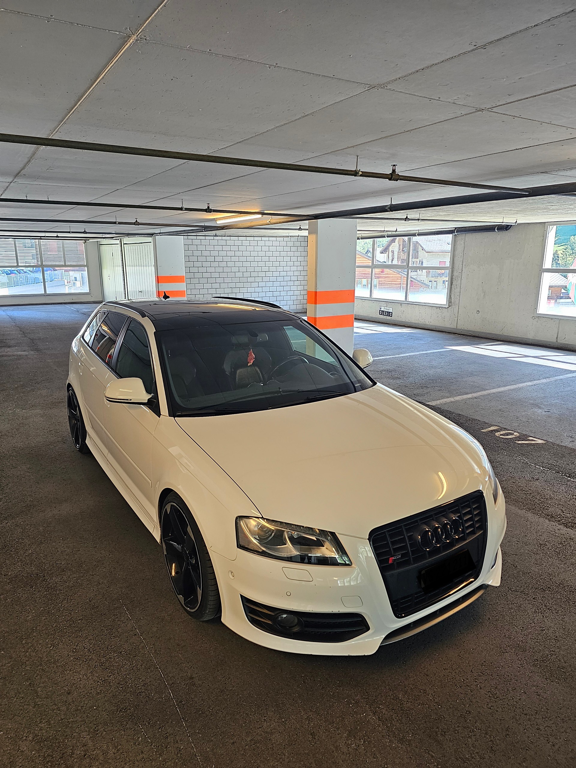 AUDI S3 2.0 T FSI quattro-image-3