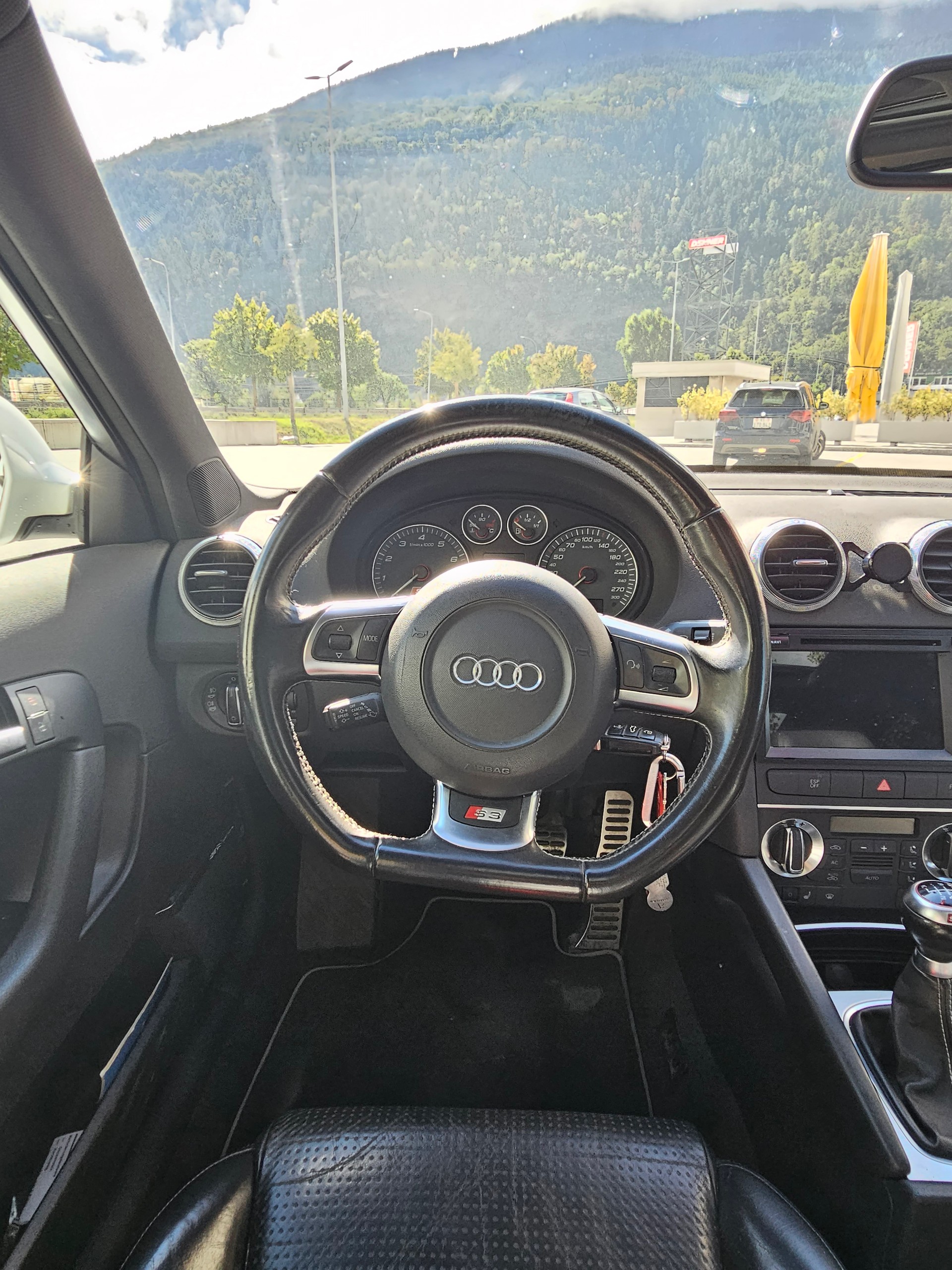 AUDI S3 2.0 T FSI quattro-image-7