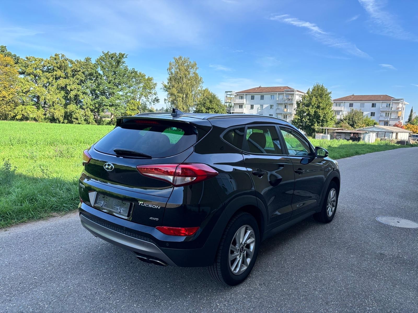 HYUNDAI Tucson 1.6 TGDI Launch Edition 4WD Automatic-image-1
