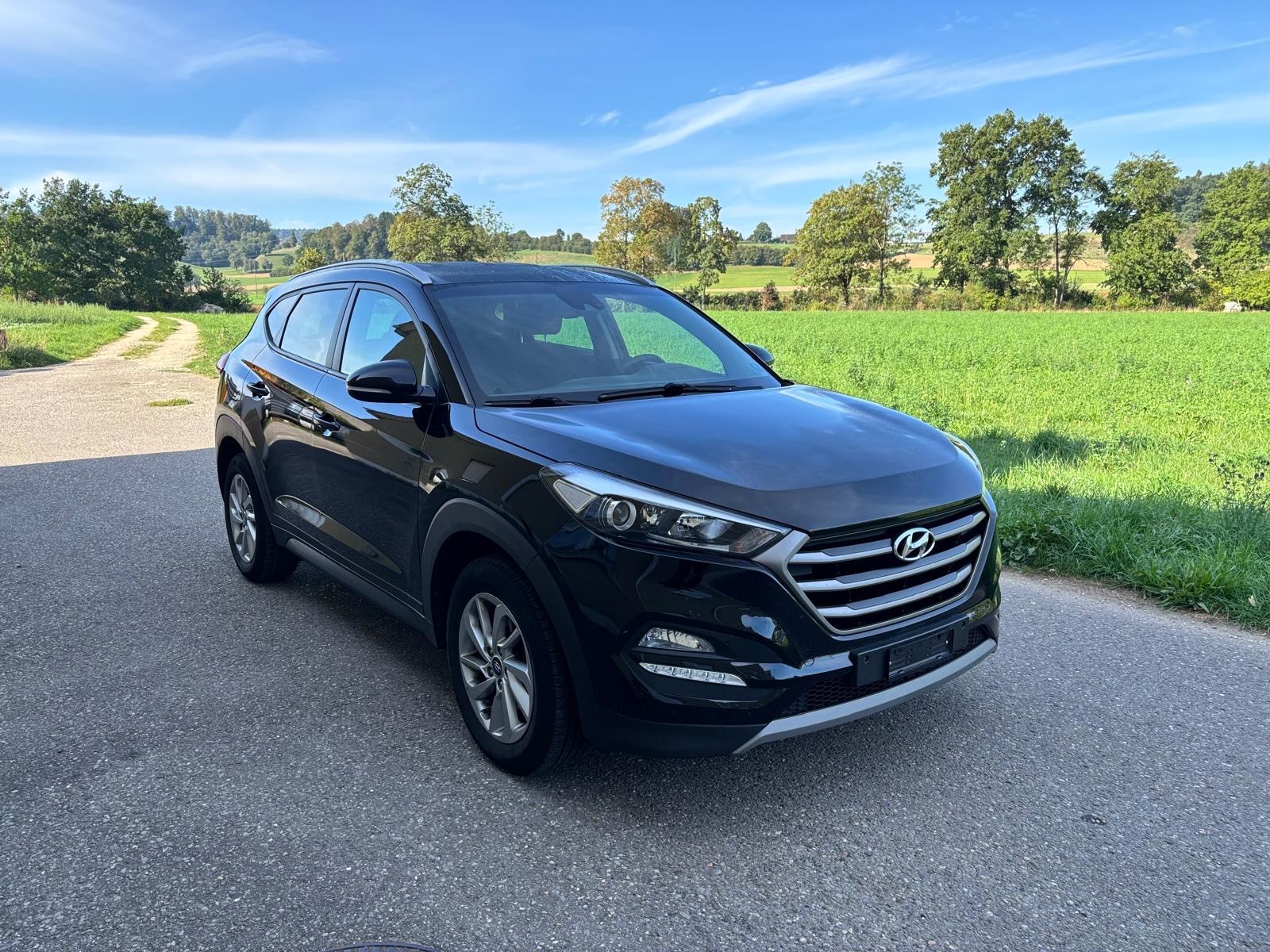 HYUNDAI Tucson 1.6 TGDI Launch Edition 4WD Automatic-image-4