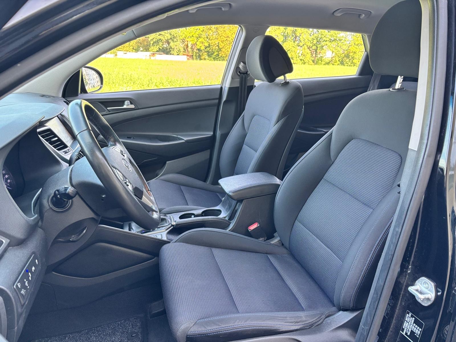 HYUNDAI Tucson 1.6 TGDI Launch Edition 4WD Automatic-image-13