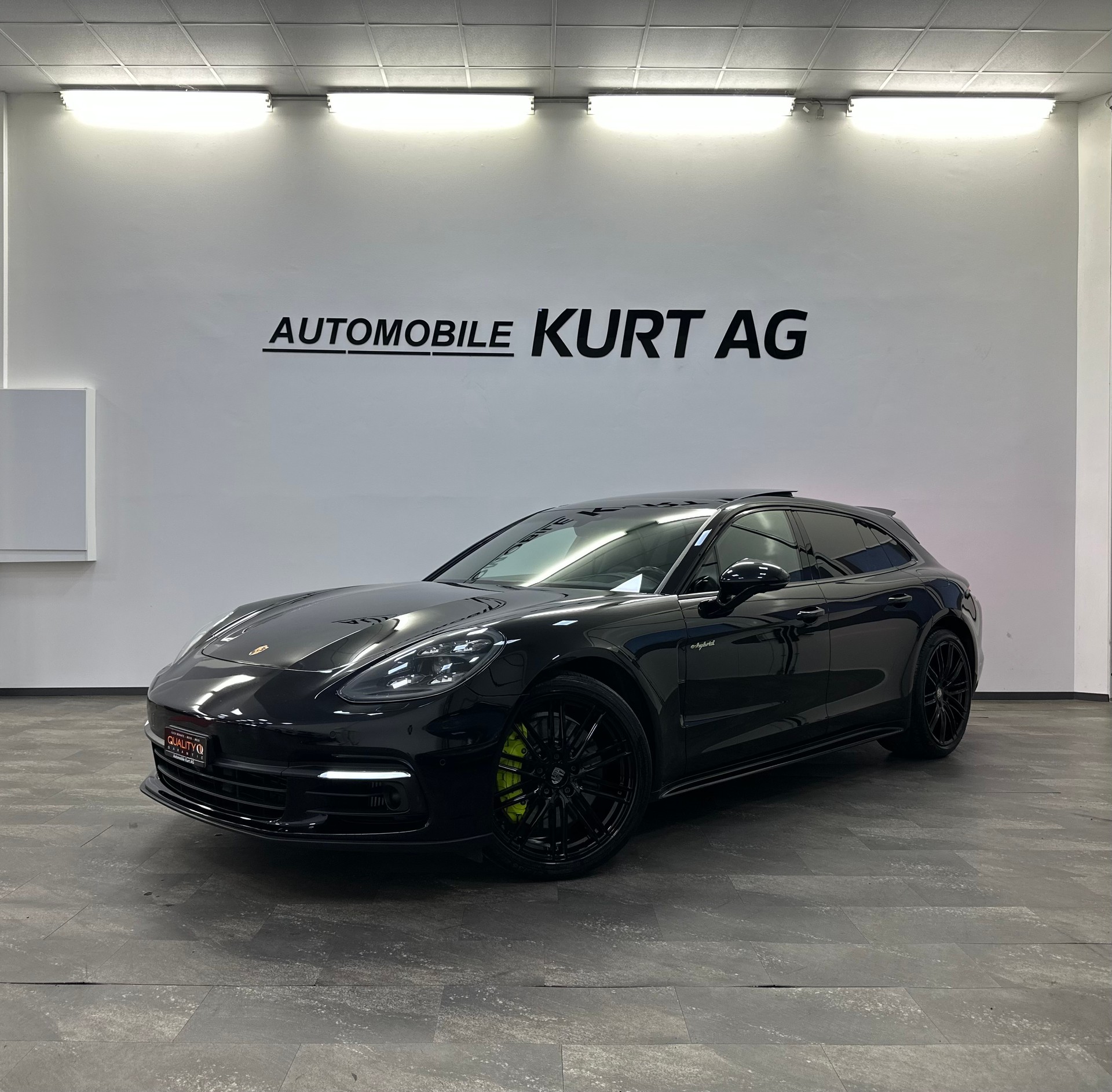 PORSCHE Panamera 4 E-Hybrid Sport Turismo PDK-image-0