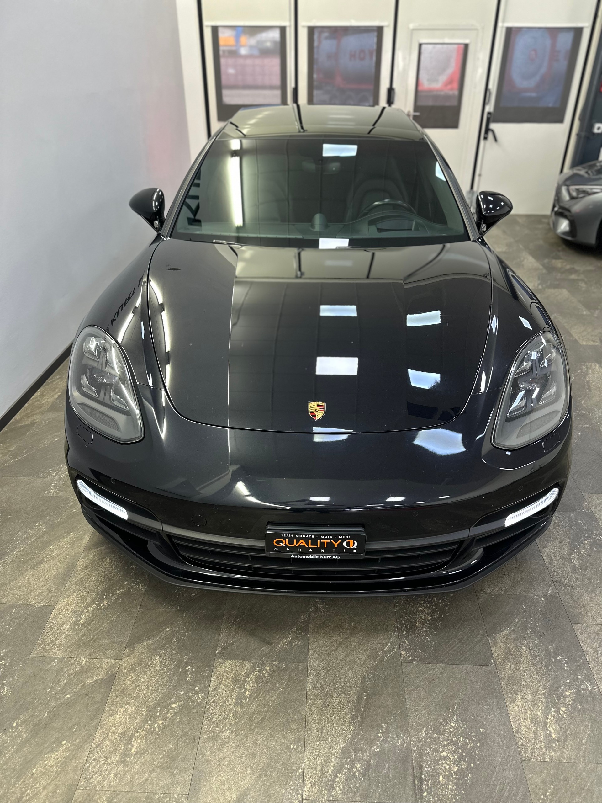 PORSCHE Panamera 4 E-Hybrid Sport Turismo PDK-image-5