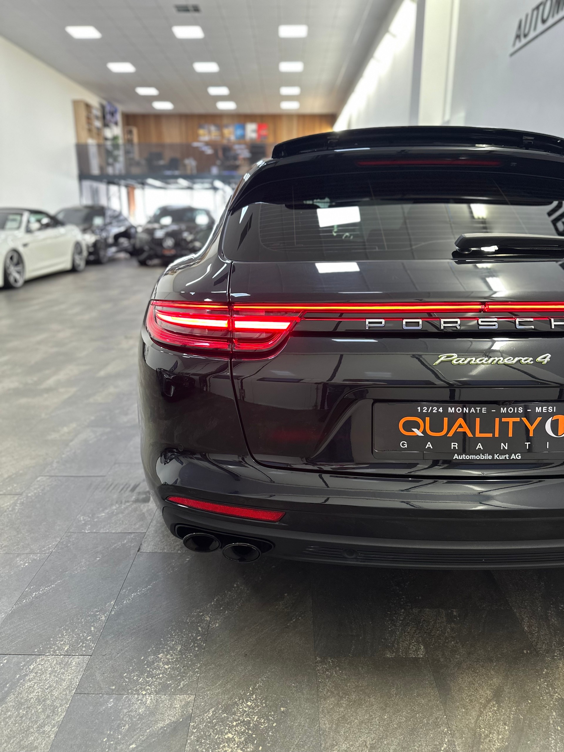 PORSCHE Panamera 4 E-Hybrid Sport Turismo PDK-image-4