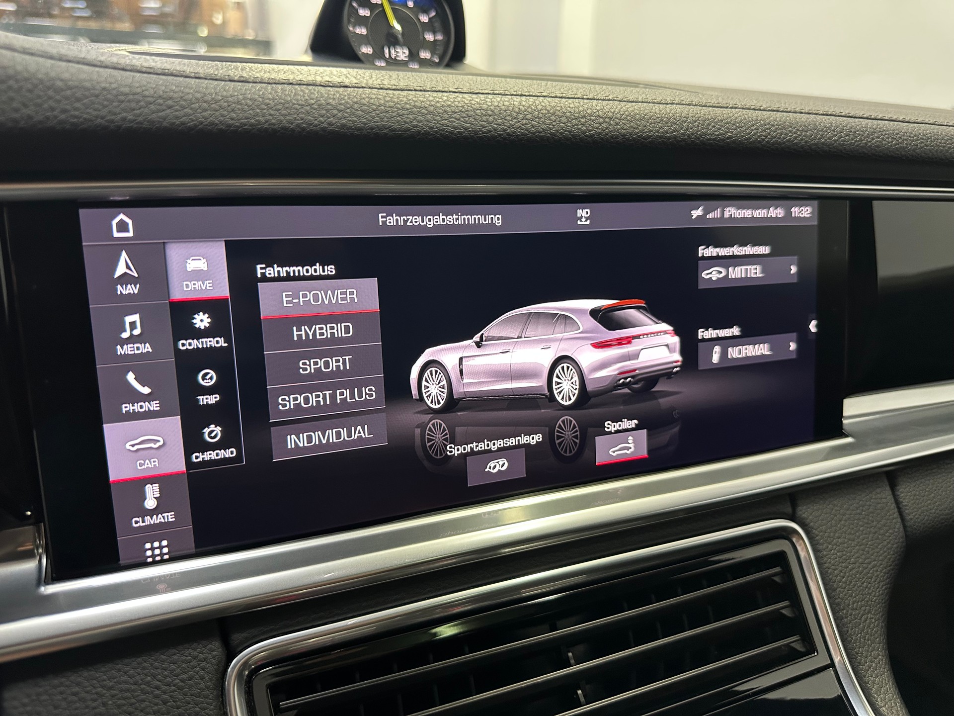 PORSCHE Panamera 4 E-Hybrid Sport Turismo PDK-image-24