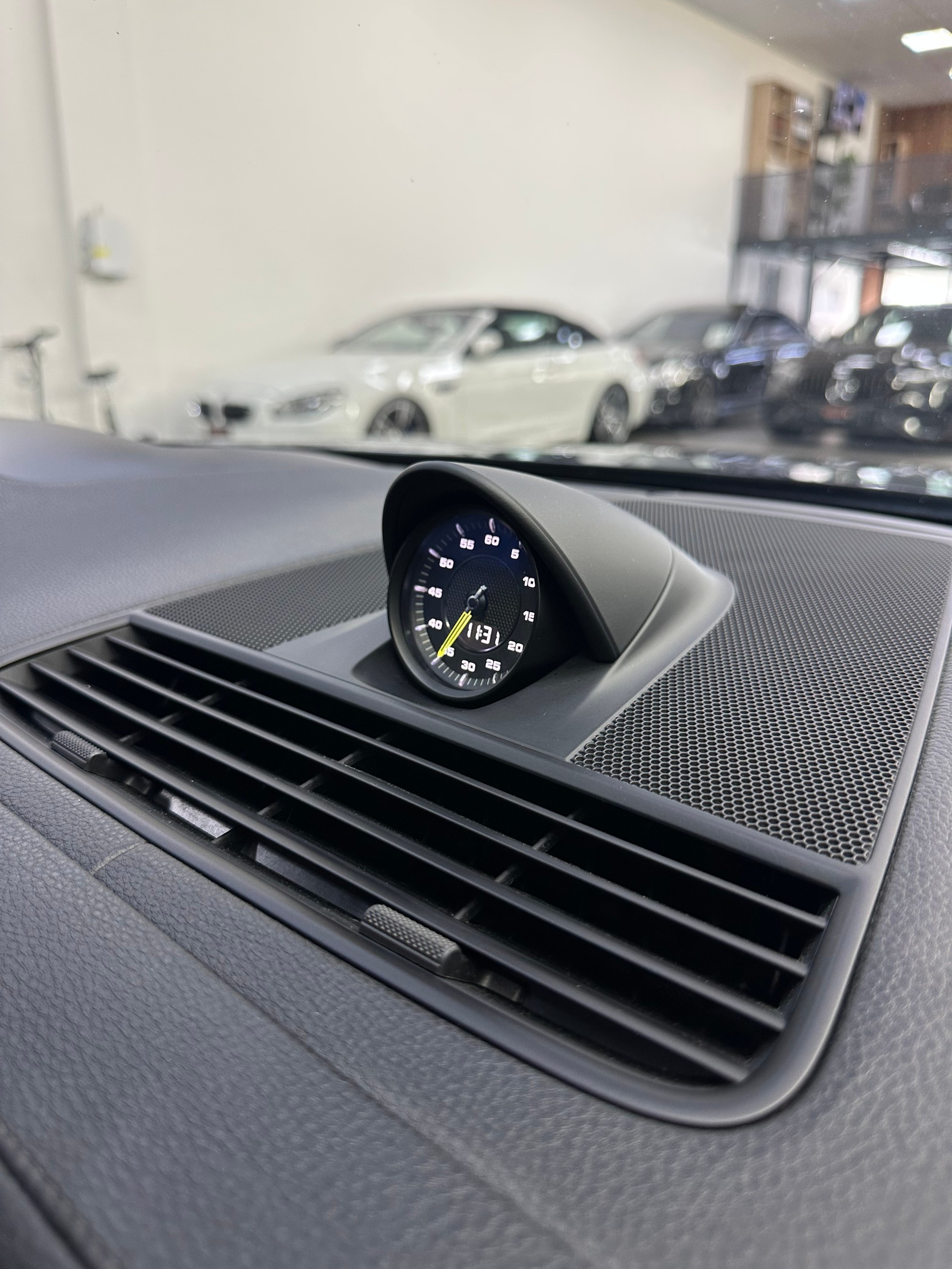 PORSCHE Panamera 4 E-Hybrid Sport Turismo PDK-image-21