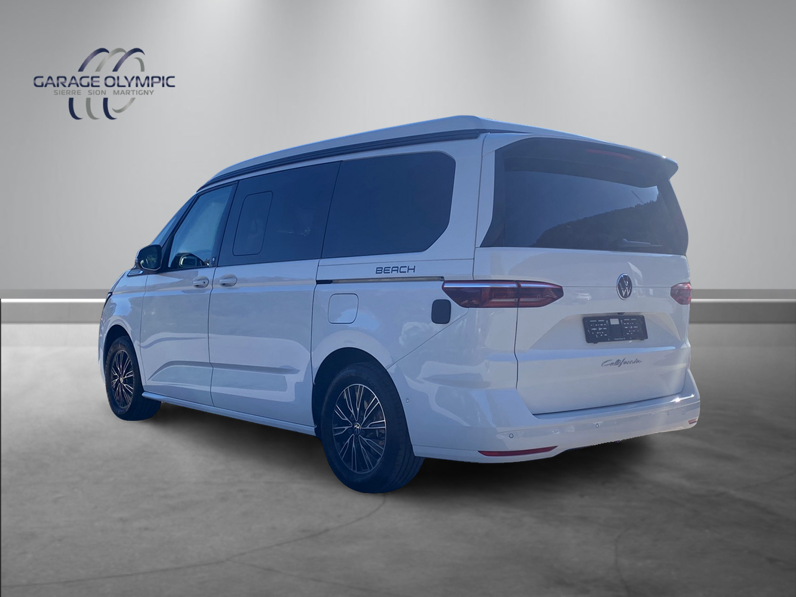 VW California 2.0 TDI Beach Tour Liberty-image-3