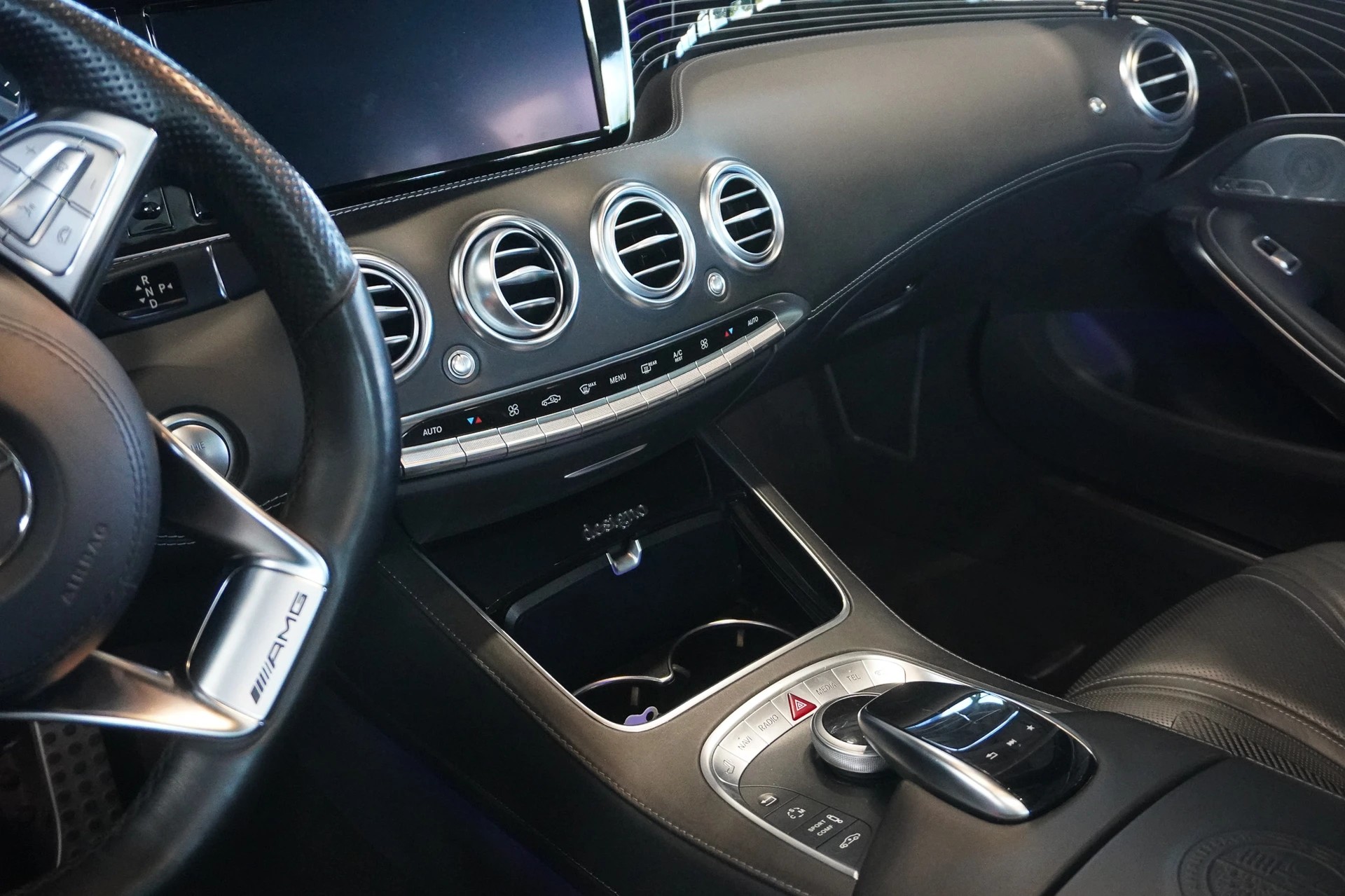 MERCEDES-BENZ S 63 AMG Cabriolet 4Matic Speedshift MCT-image-7
