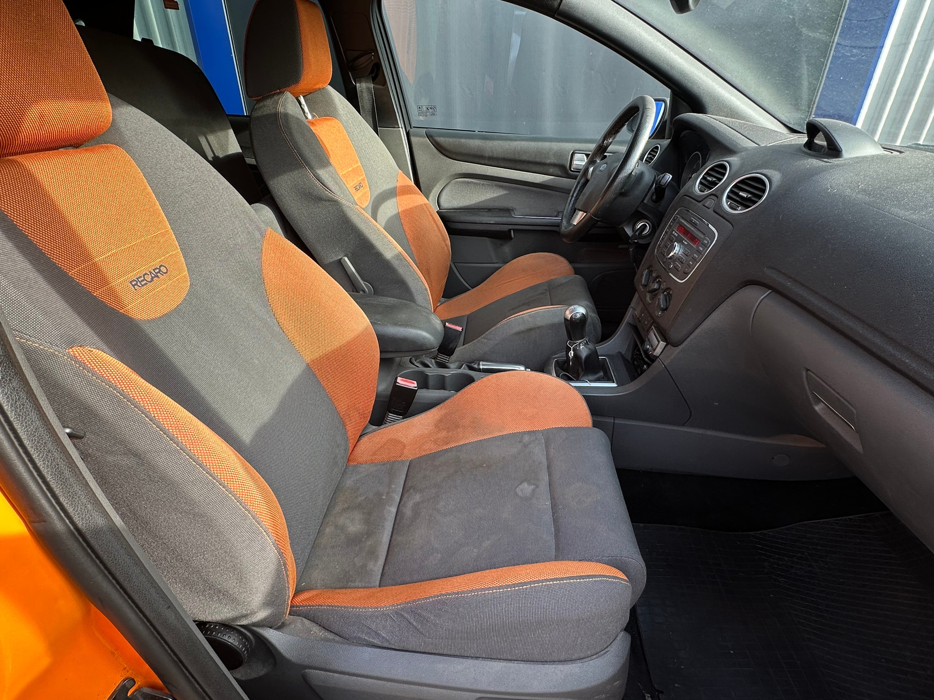 FORD Focus 2.5 Turbo ST-image-11