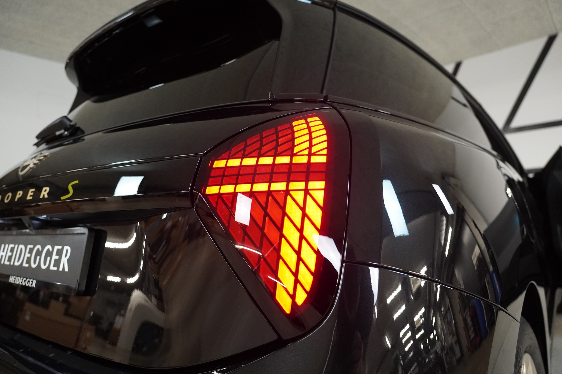 MINI Cooper SE-image-15