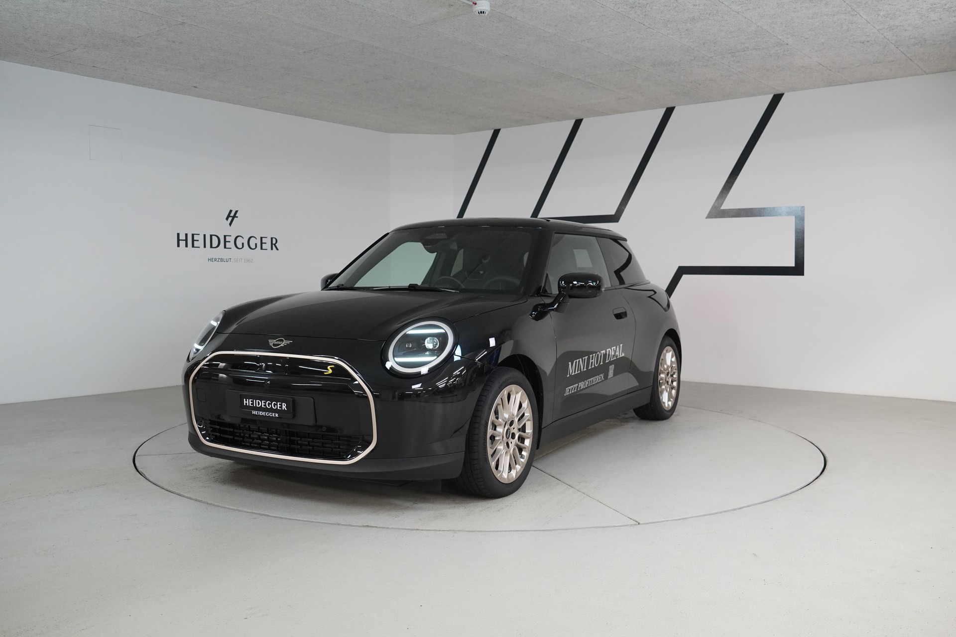 MINI Cooper SE-image-0