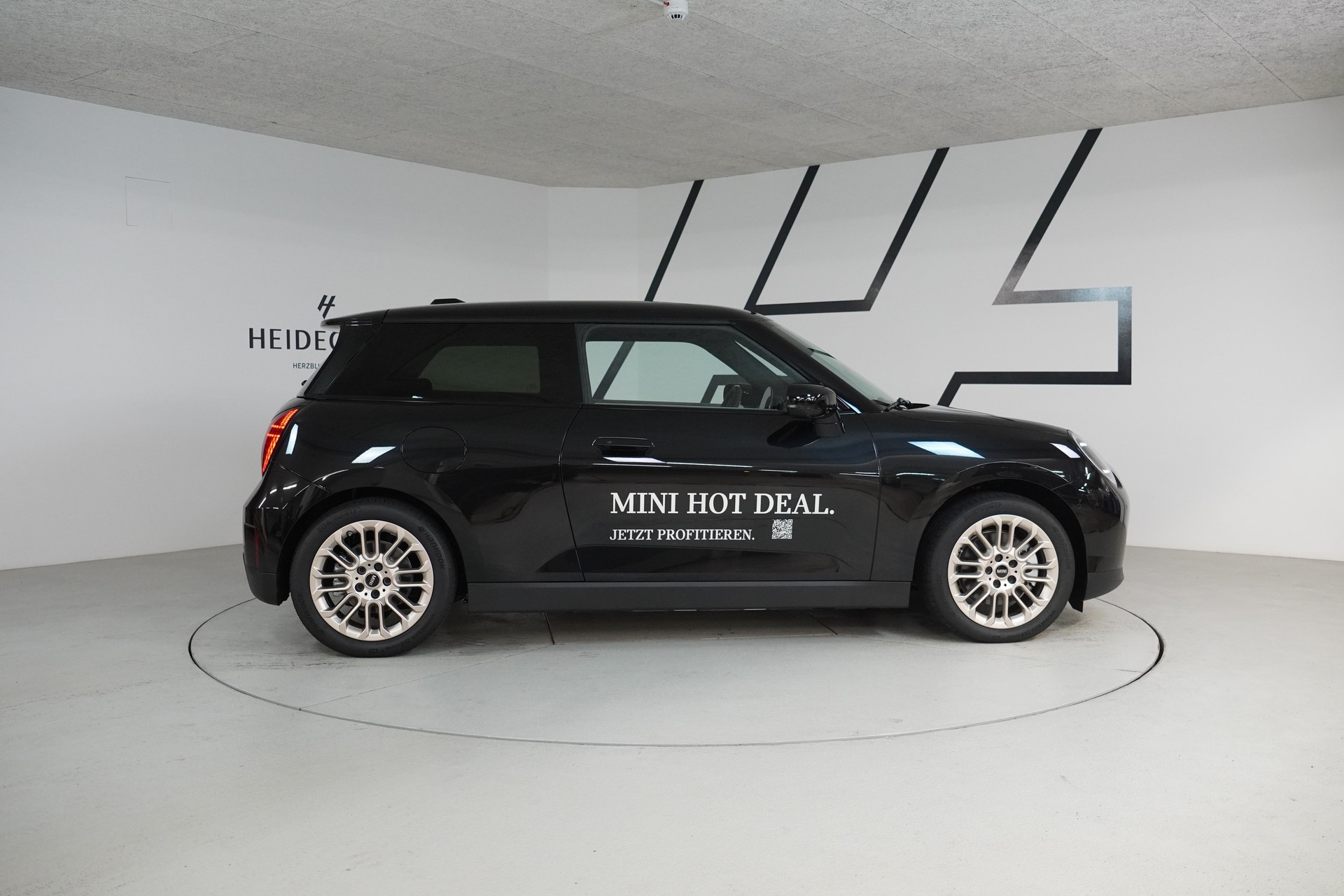 MINI Cooper SE-image-7