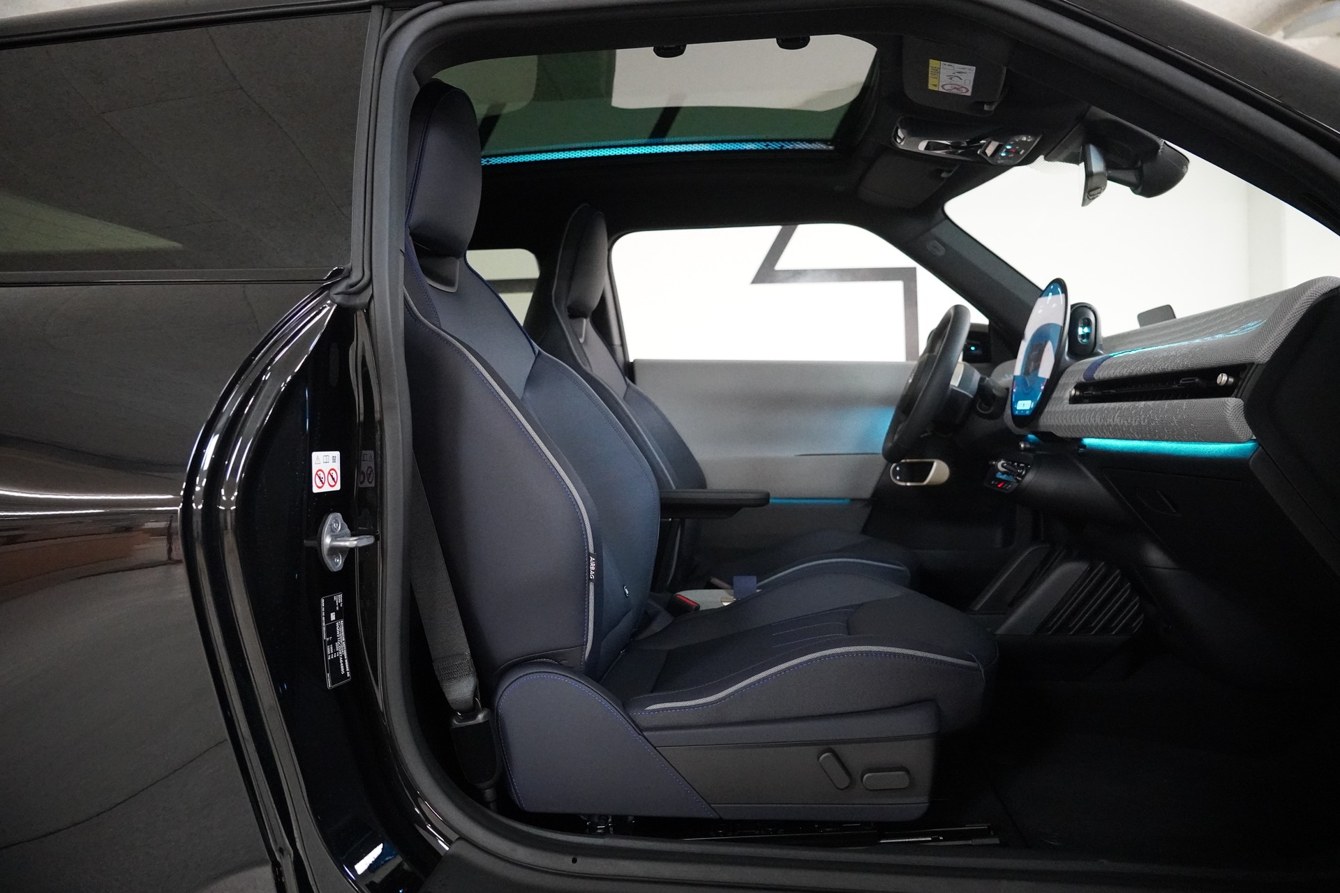MINI Cooper SE-image-13