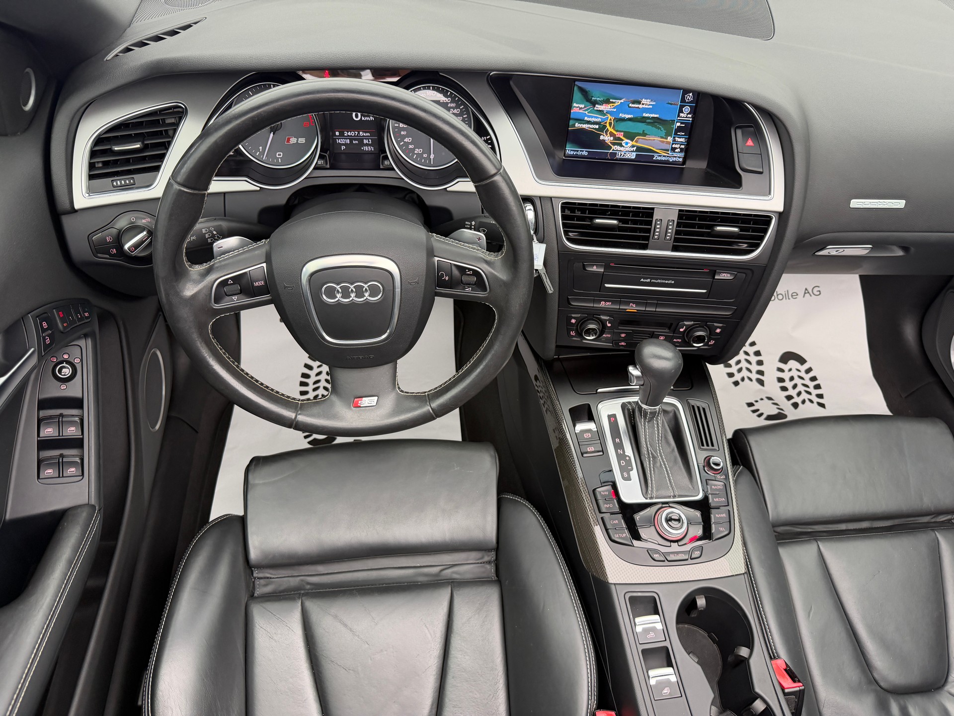 AUDI S5 Cabrio 3.0 TFSI quattro Ibis White S-tronic / RF-Kamera / Leder / Carbonpaket / B&O Soundsystem /-image-10