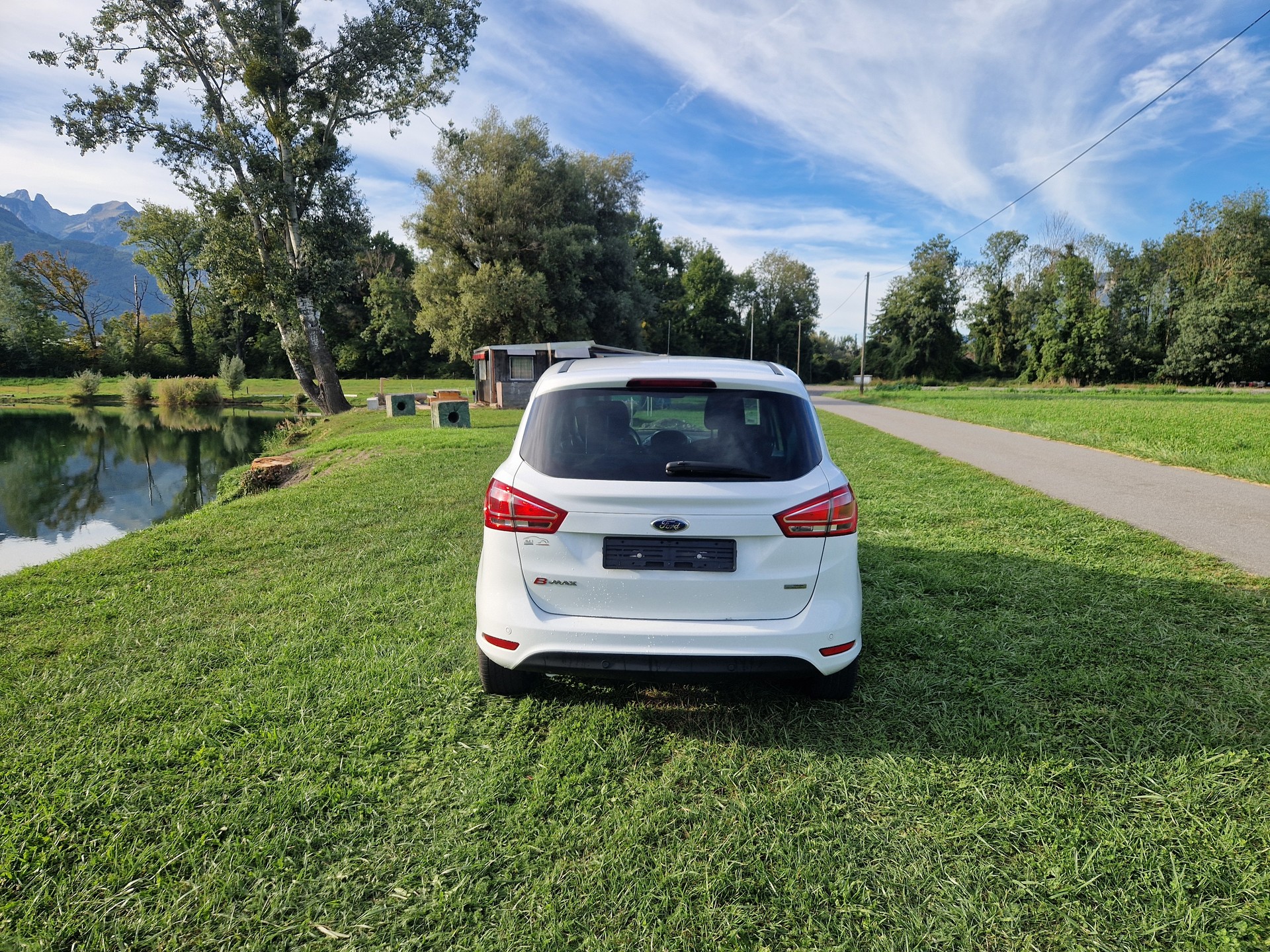 FORD B-Max 1.0 SCTi Trend-image-4