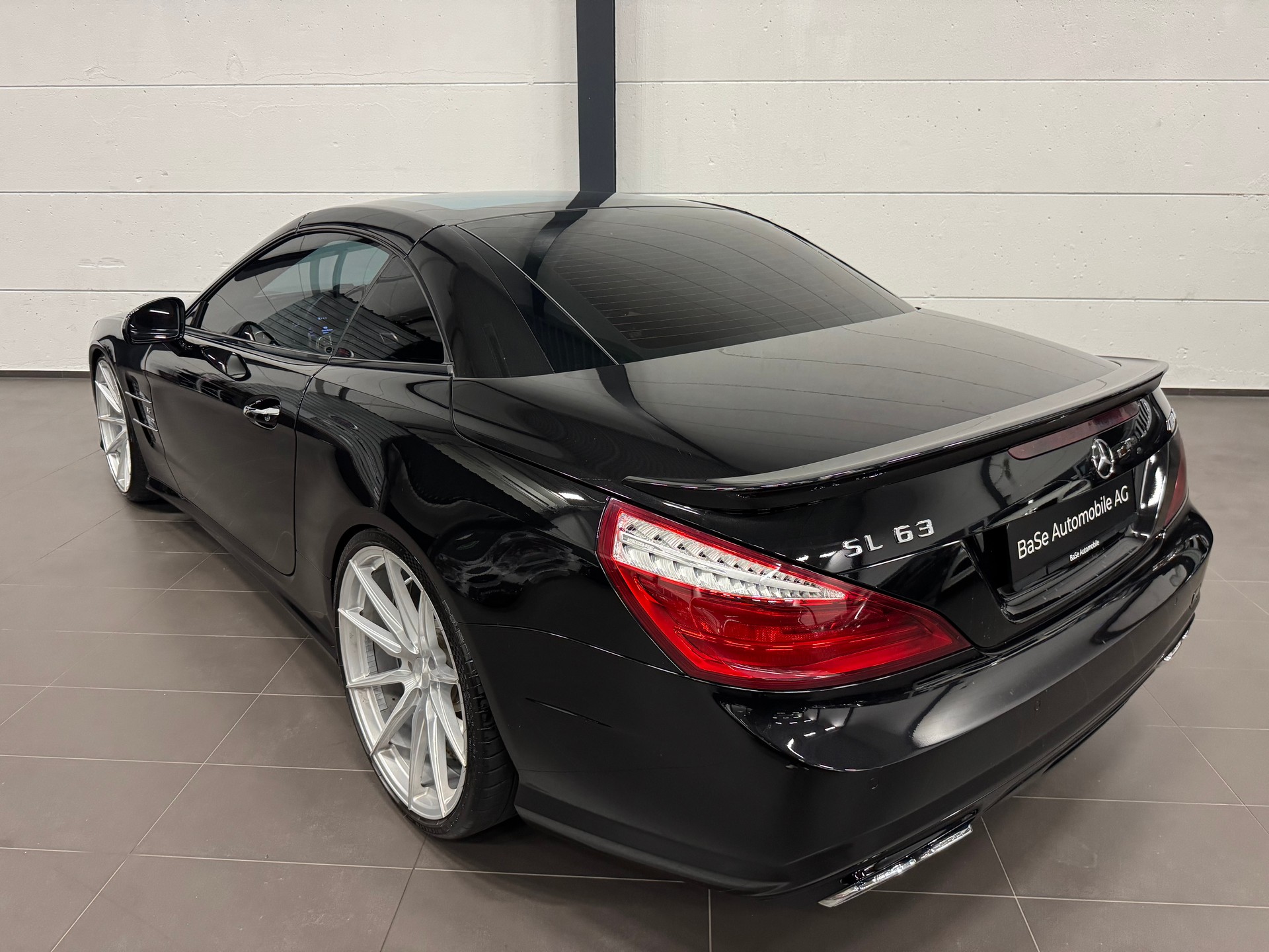 MERCEDES-BENZ SL 63 AMG Speedshift Designo-image-16