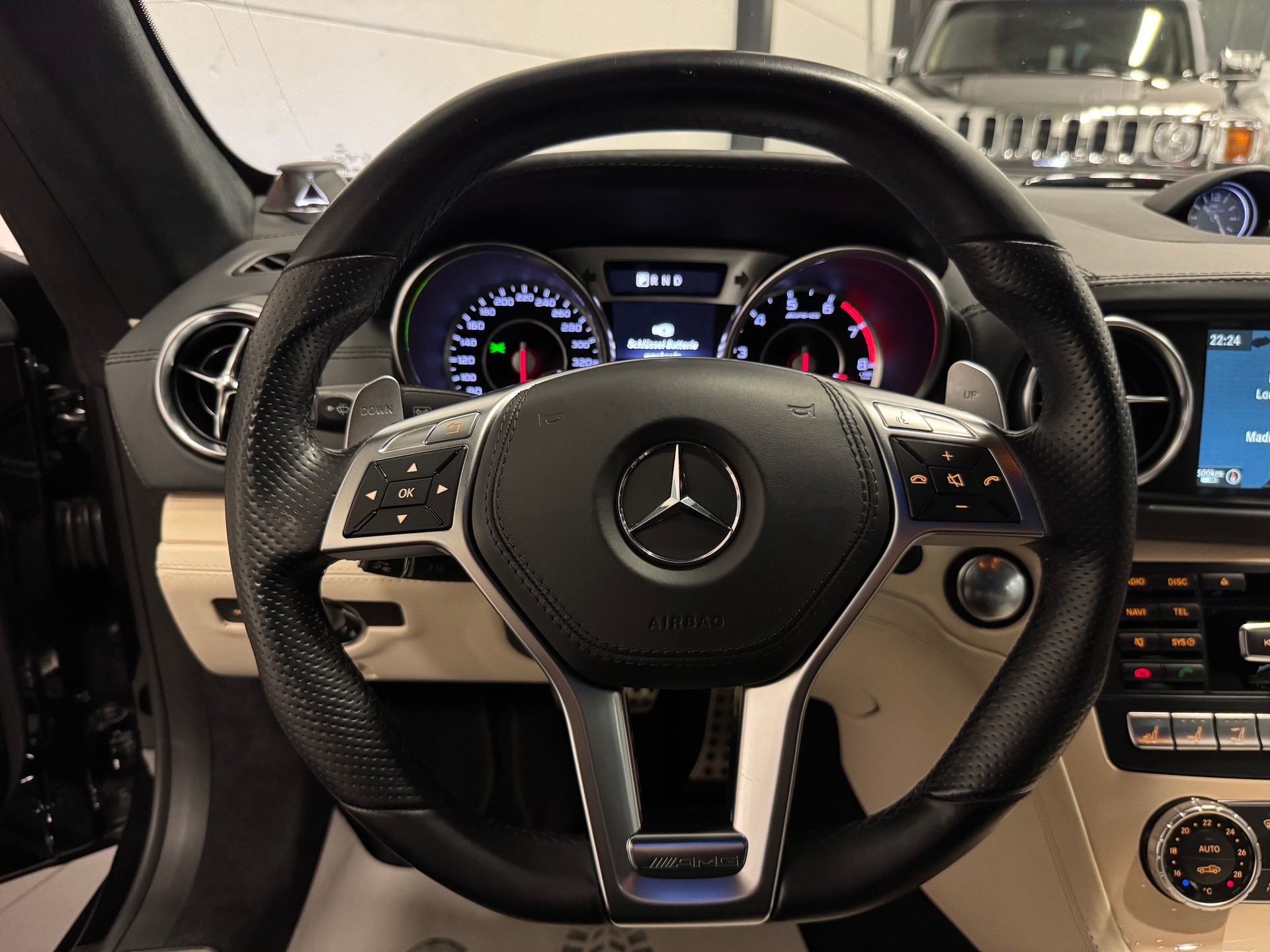 MERCEDES-BENZ SL 63 AMG Speedshift Designo-image-24