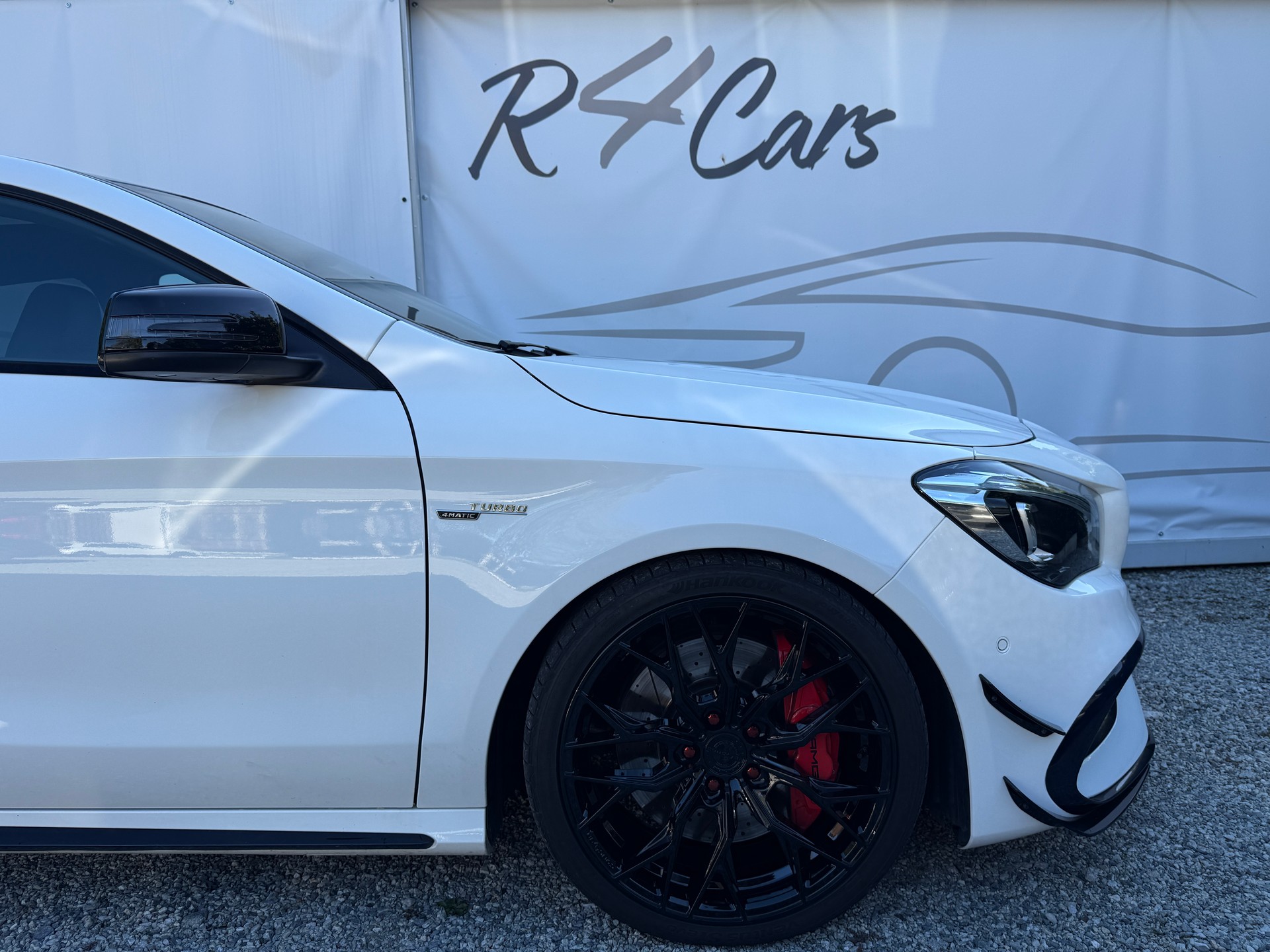 MERCEDES-BENZ CLA Shooting Brake 45 AMG 4Matic Speedshift-image-10