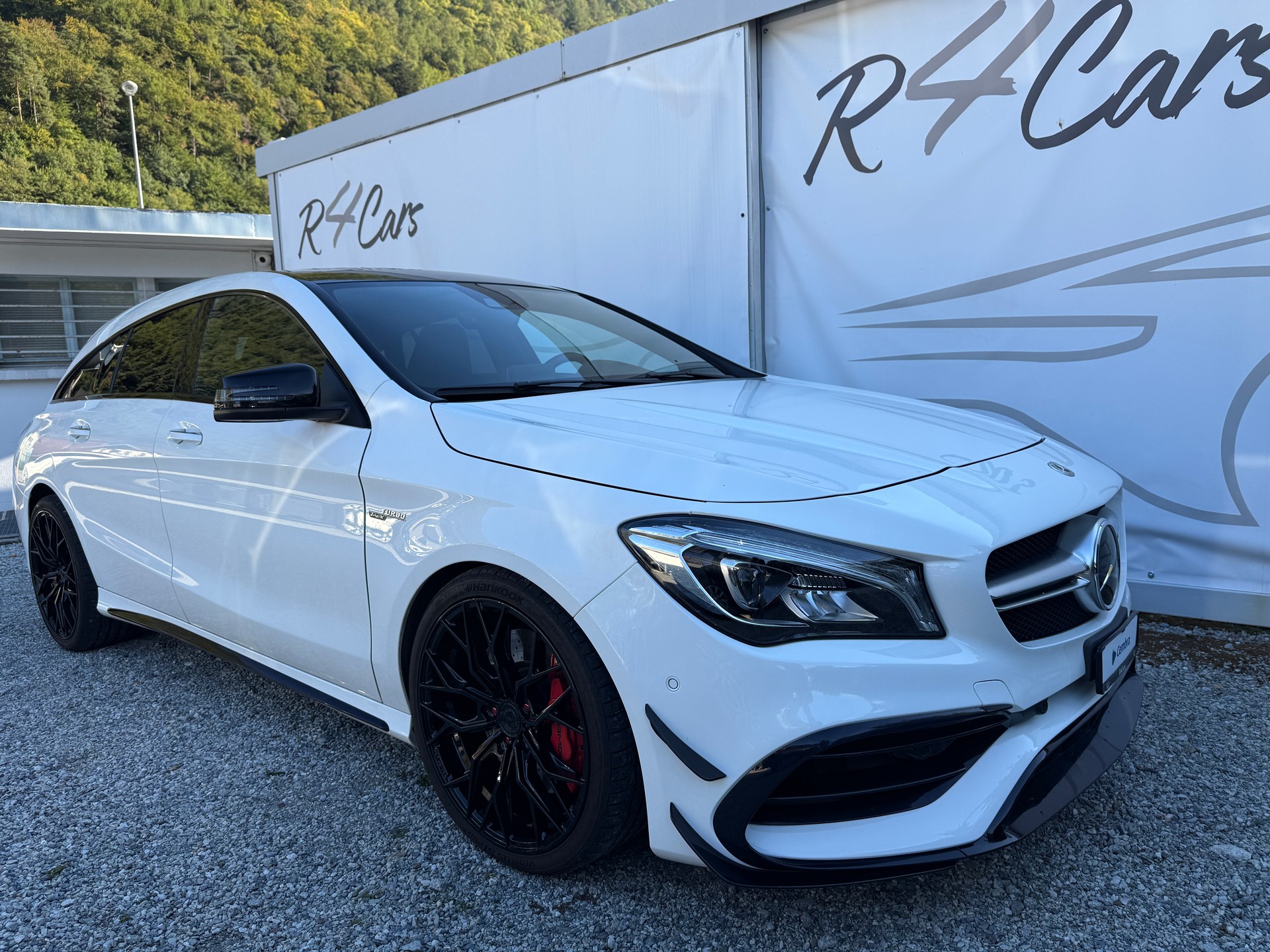 MERCEDES-BENZ CLA Shooting Brake 45 AMG 4Matic Speedshift-image-4