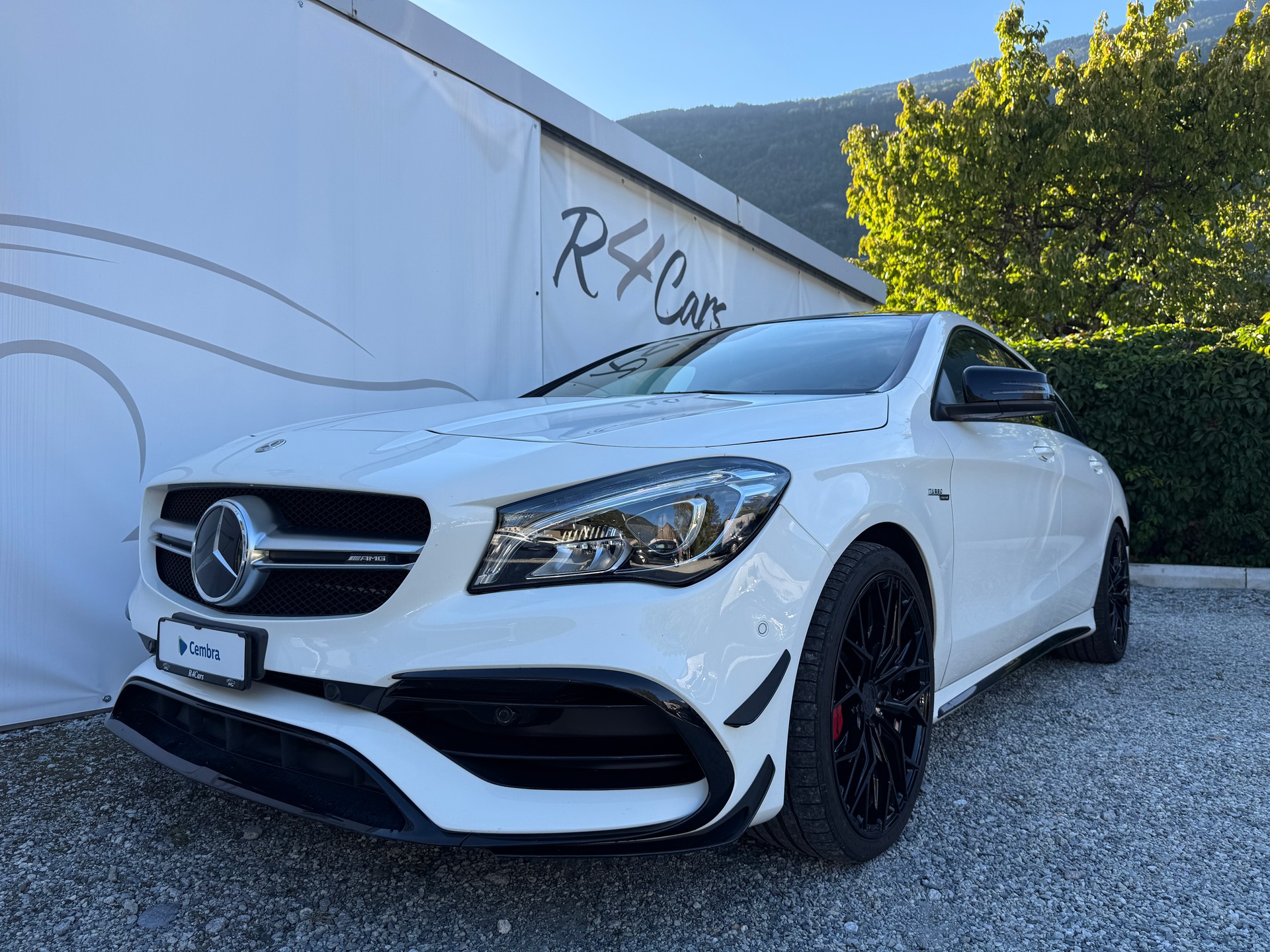 MERCEDES-BENZ CLA Shooting Brake 45 AMG 4Matic Speedshift-image-8