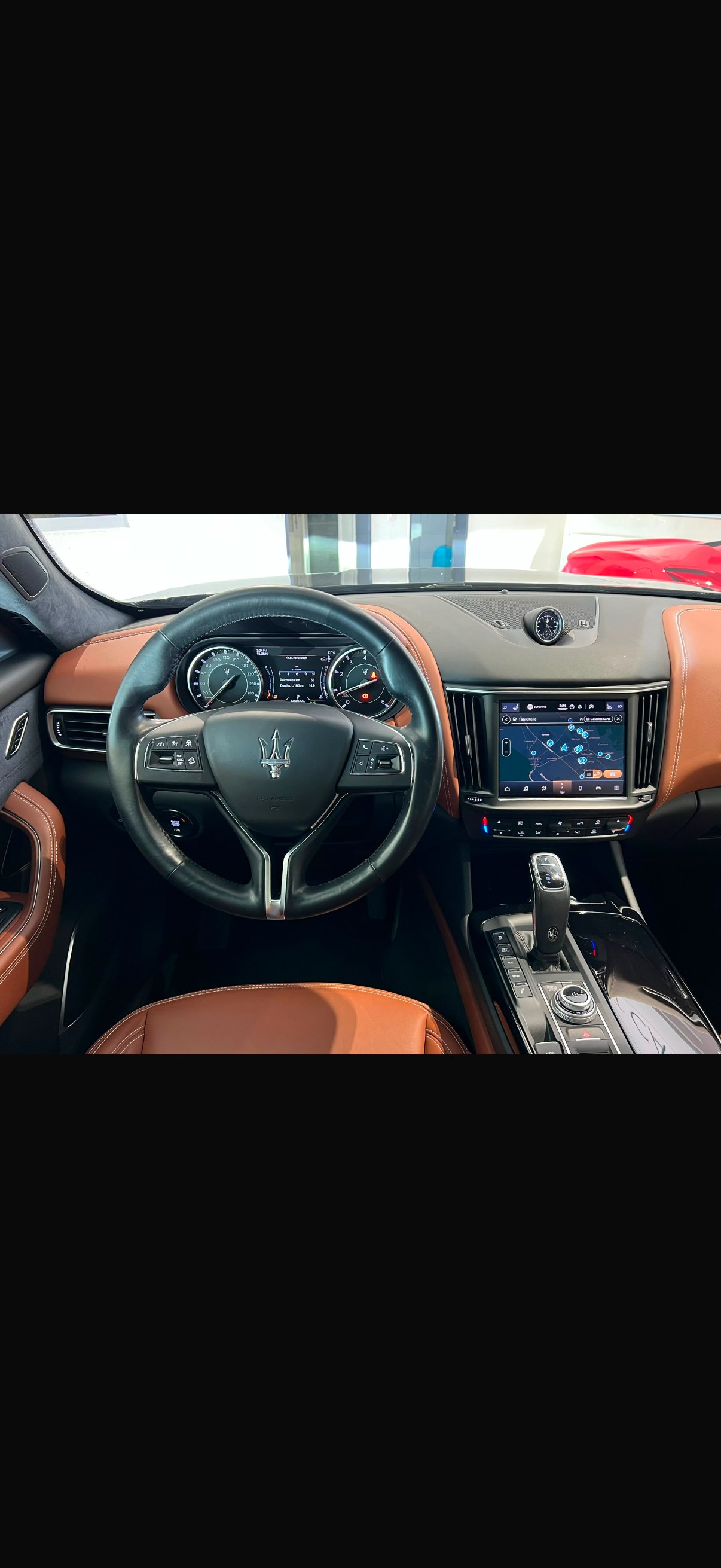 MASERATI Levante S 3.0 V6 GranLusso Automatica-image-18