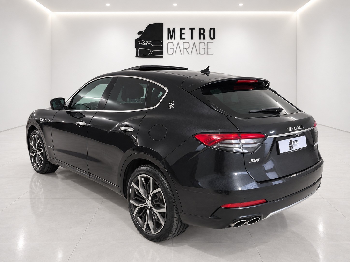 MASERATI Levante S 3.0 V6 GranLusso Automatica-image-2