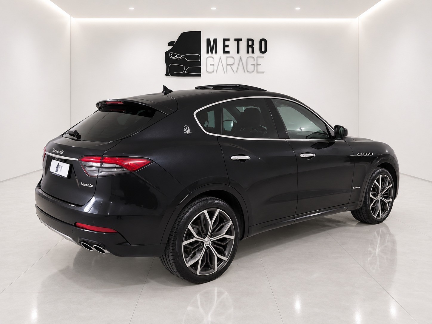 MASERATI Levante S 3.0 V6 GranLusso Automatica-image-6