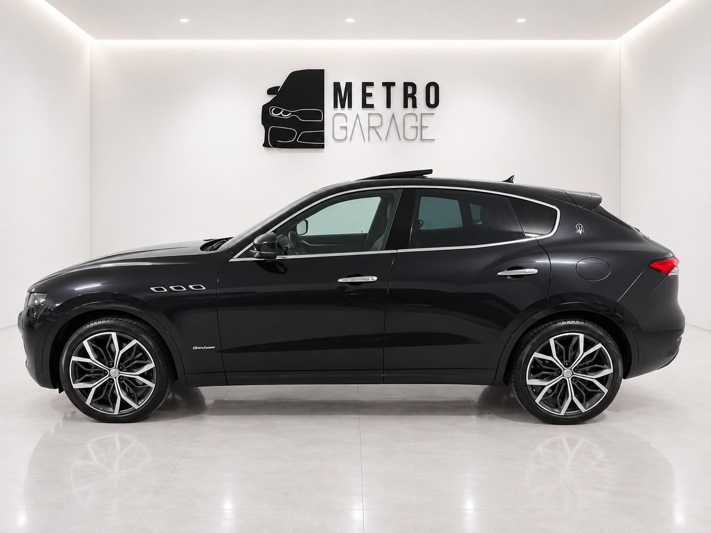 MASERATI Levante S 3.0 V6 GranLusso Automatica-image-1