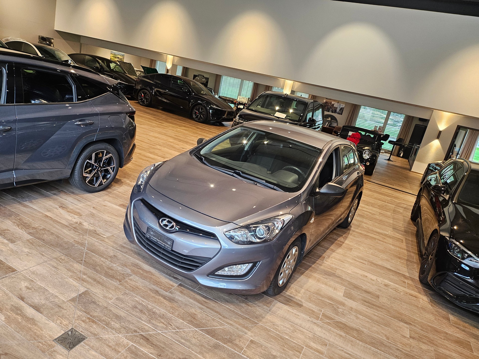 HYUNDAI i30 1.4 Comfort đ„frisch ab MFKđ„-image-1