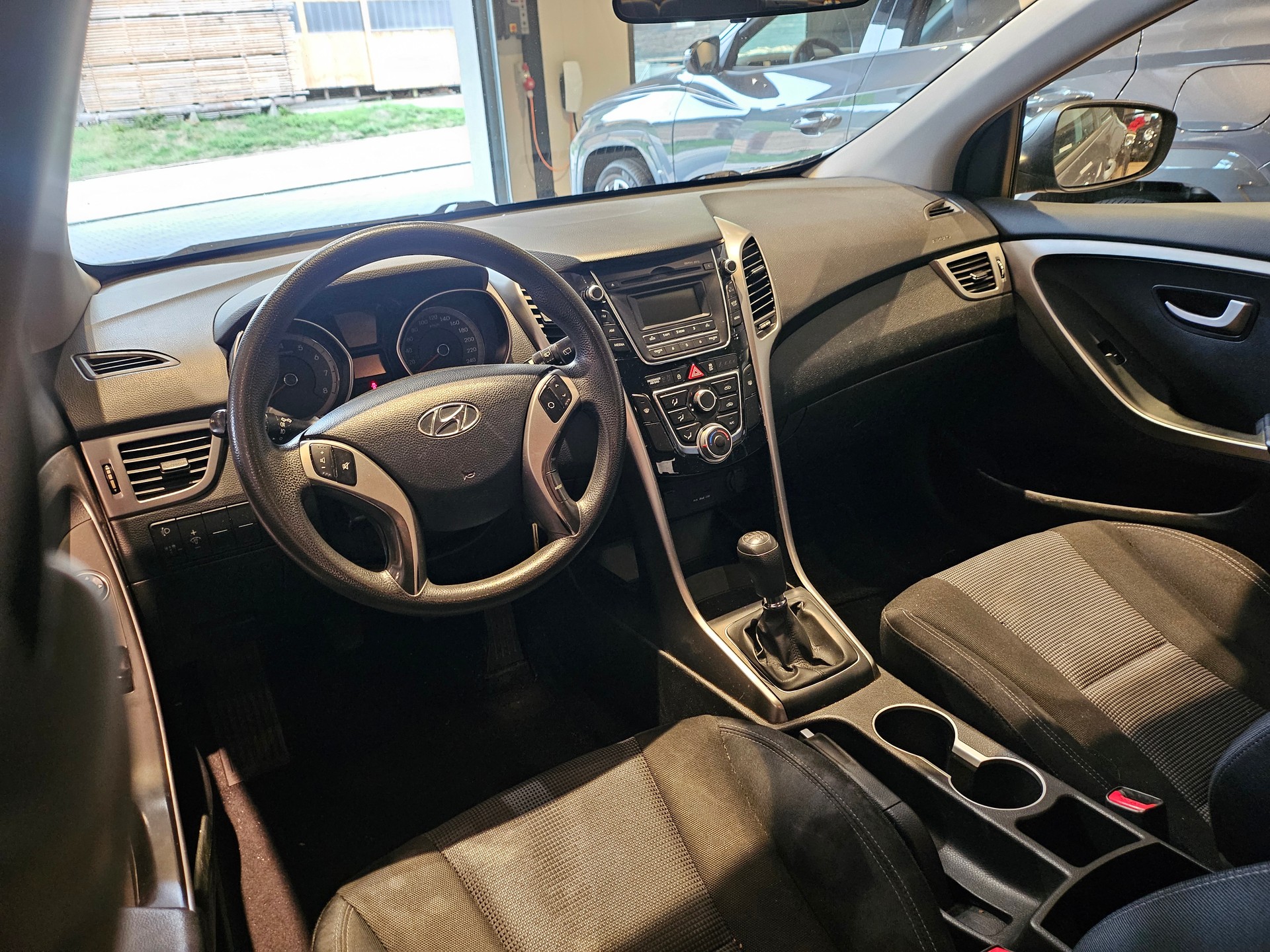 HYUNDAI i30 1.4 Comfort đ„frisch ab MFKđ„-image-19