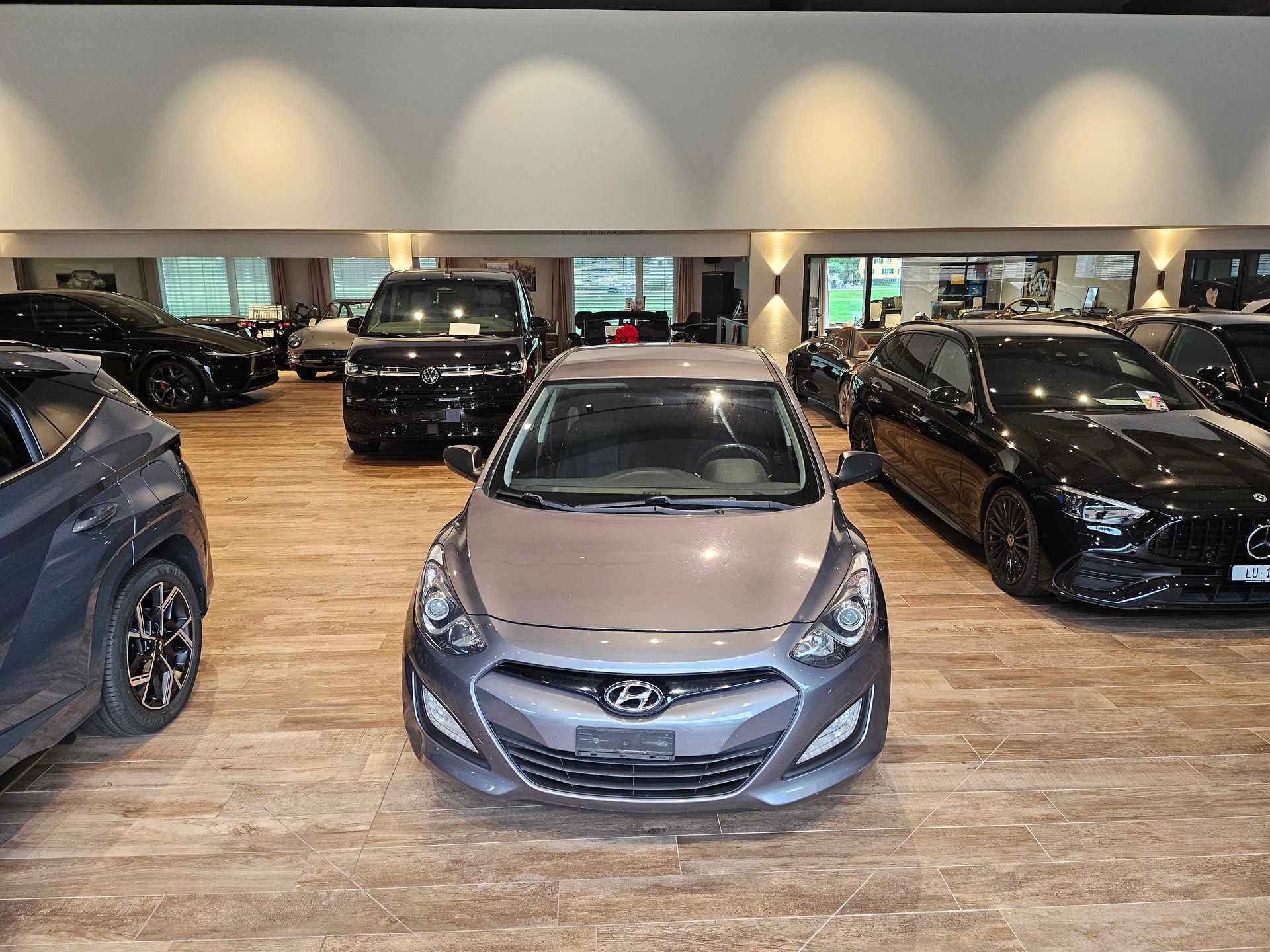 HYUNDAI i30 1.4 Comfort đ„frisch ab MFKđ„-image-3